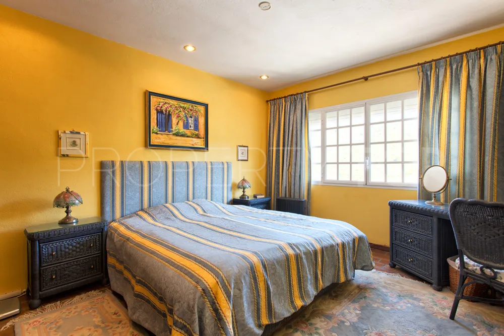 3 bedrooms Benahavis Centro town house for sale