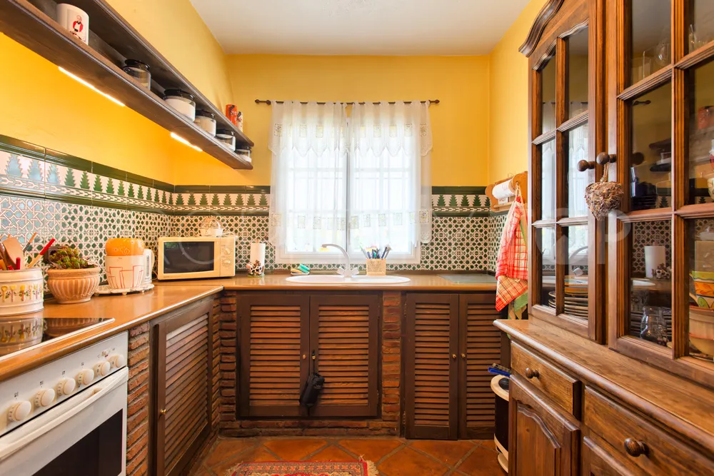 3 bedrooms Benahavis Centro town house for sale