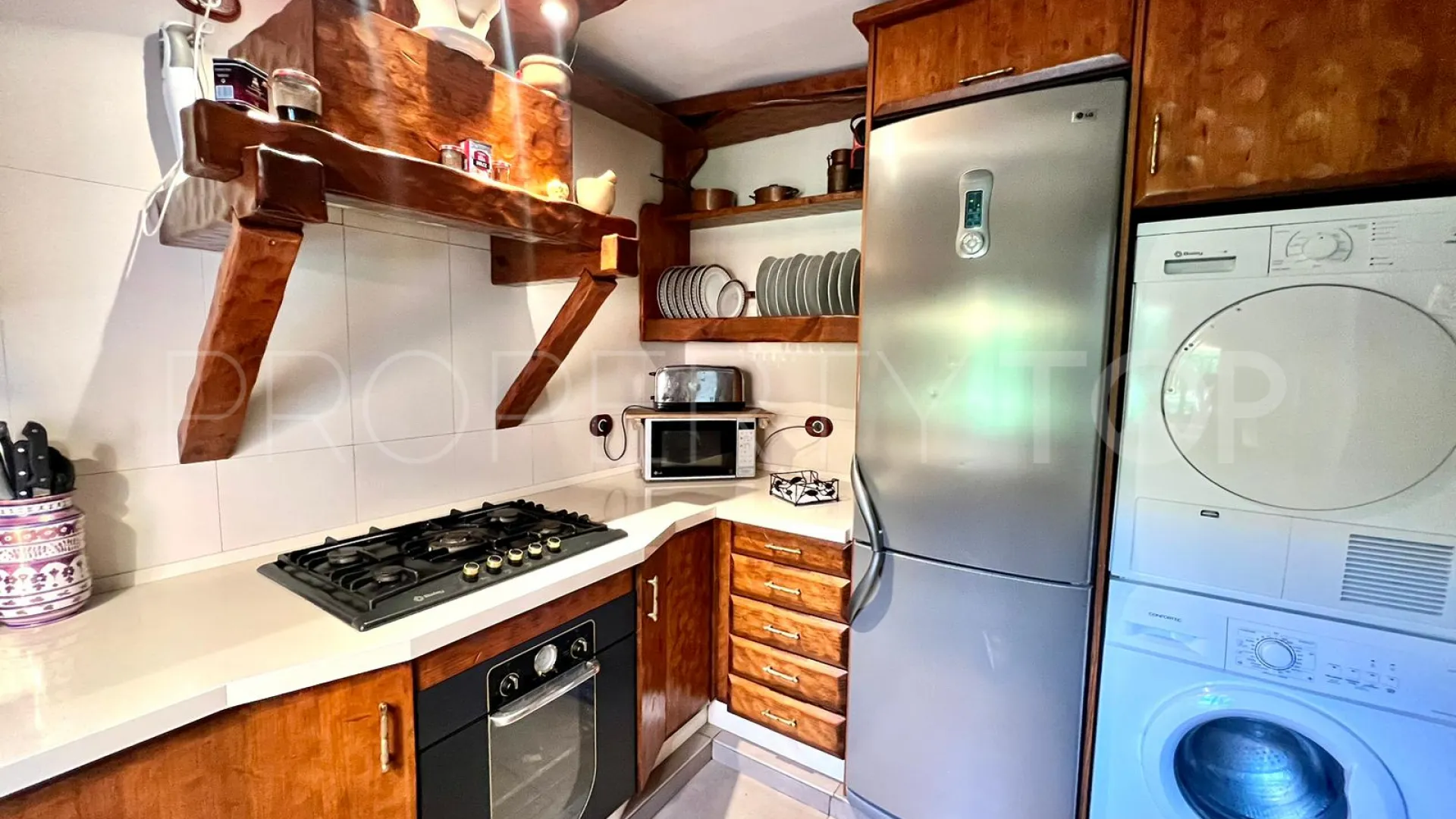 Town house for sale in Estepona East with 3 bedrooms