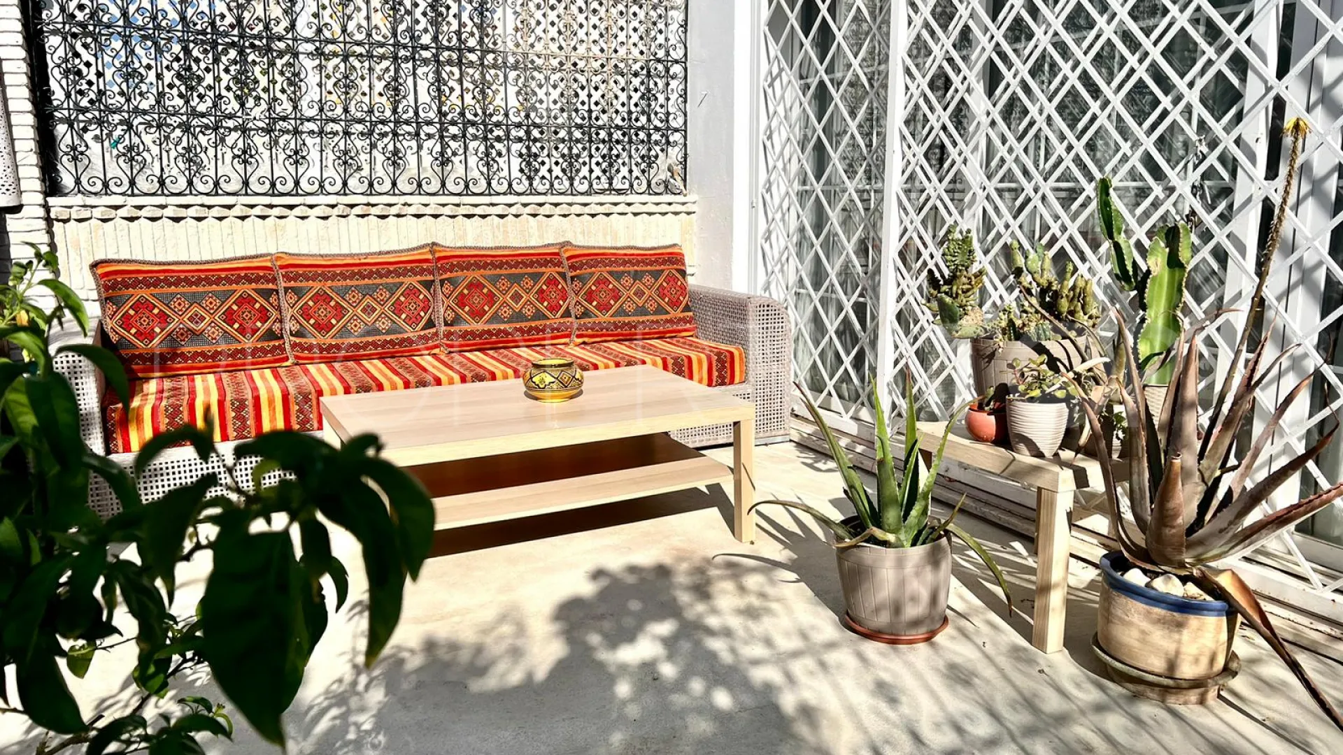 Town house for sale in Estepona East with 3 bedrooms