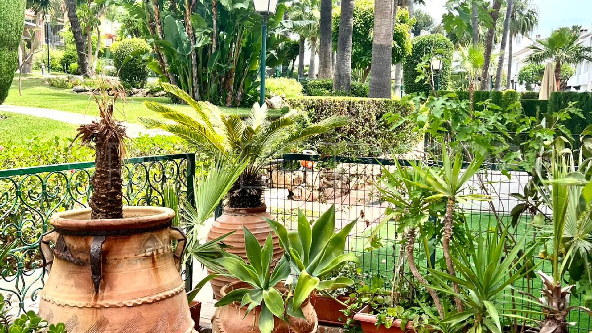 Town house for sale in Estepona East with 3 bedrooms