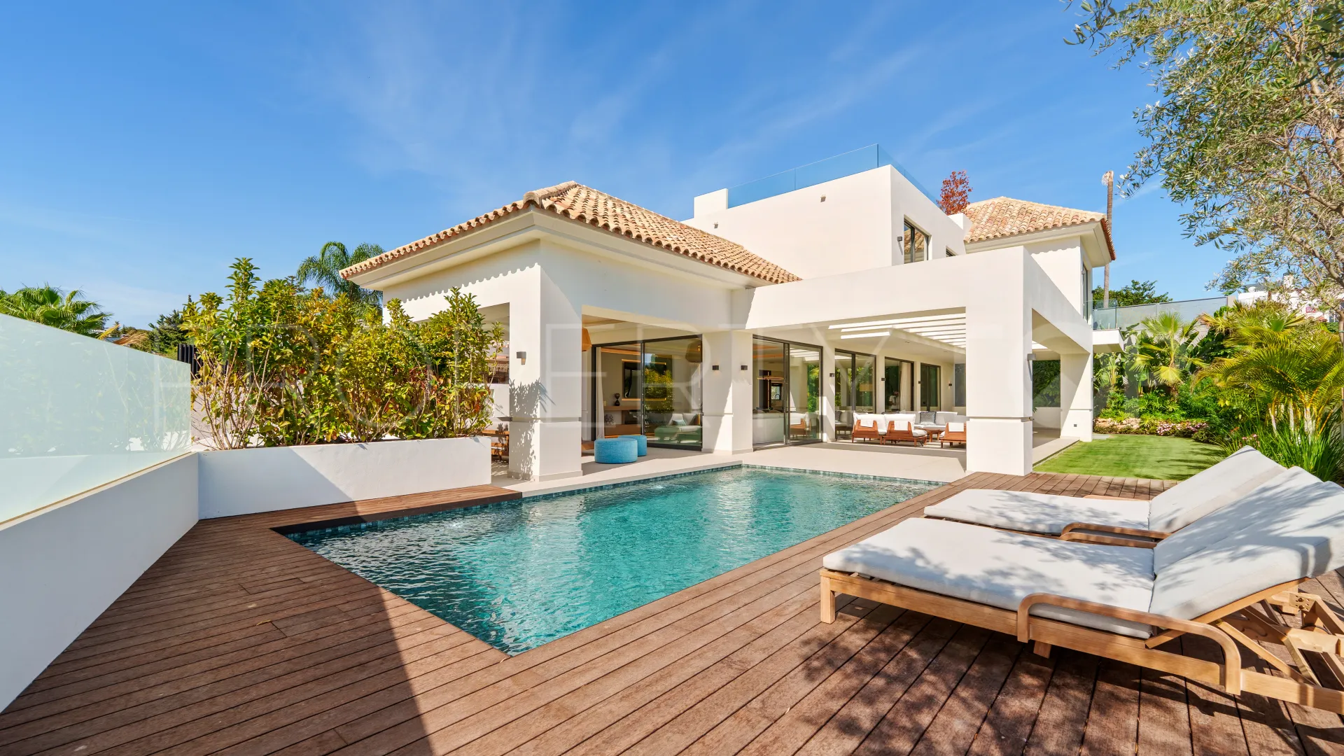 Villa en venta con 5 dormitorios en Linda Vista Baja