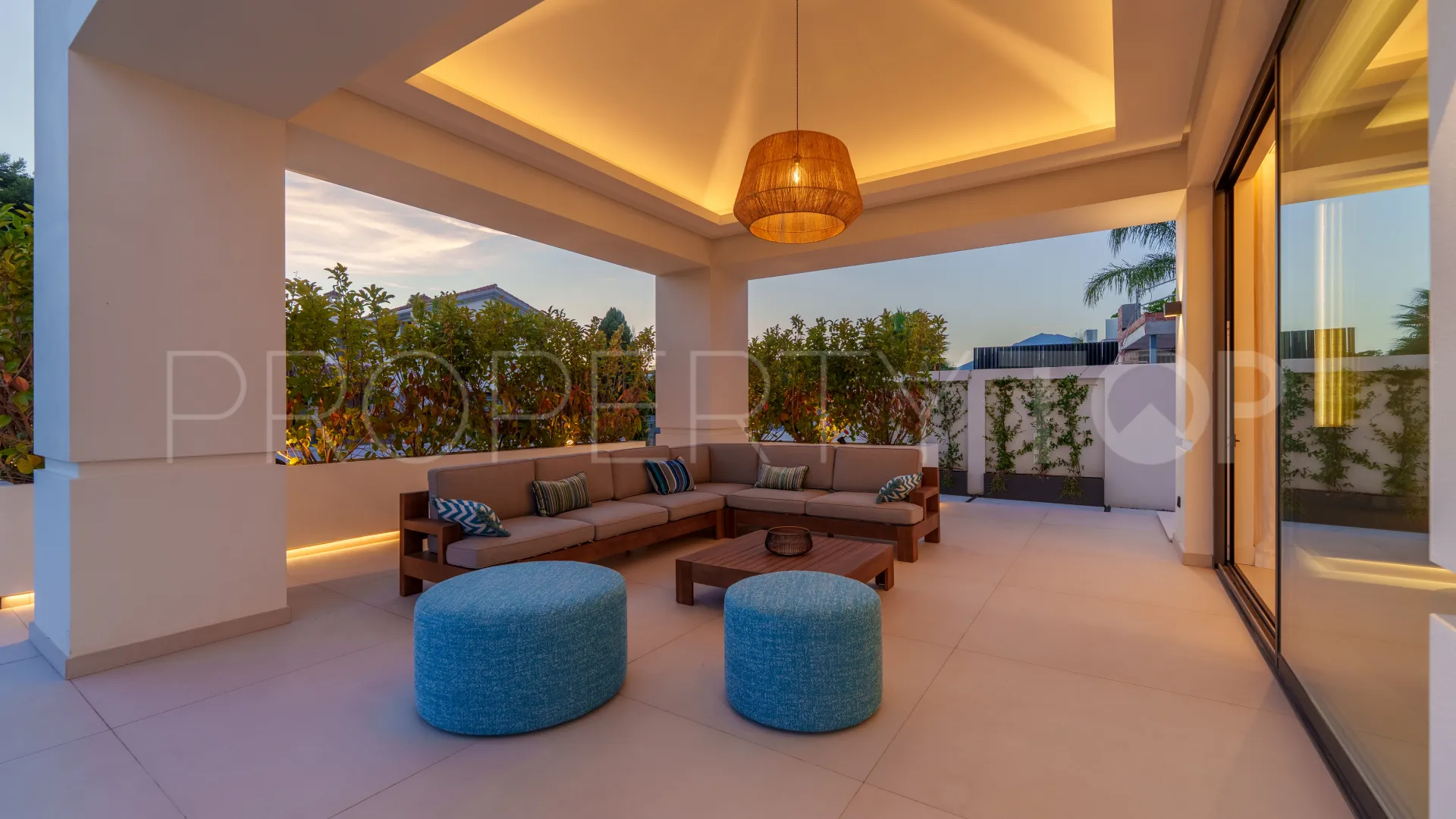 Villa en venta con 5 dormitorios en Linda Vista Baja