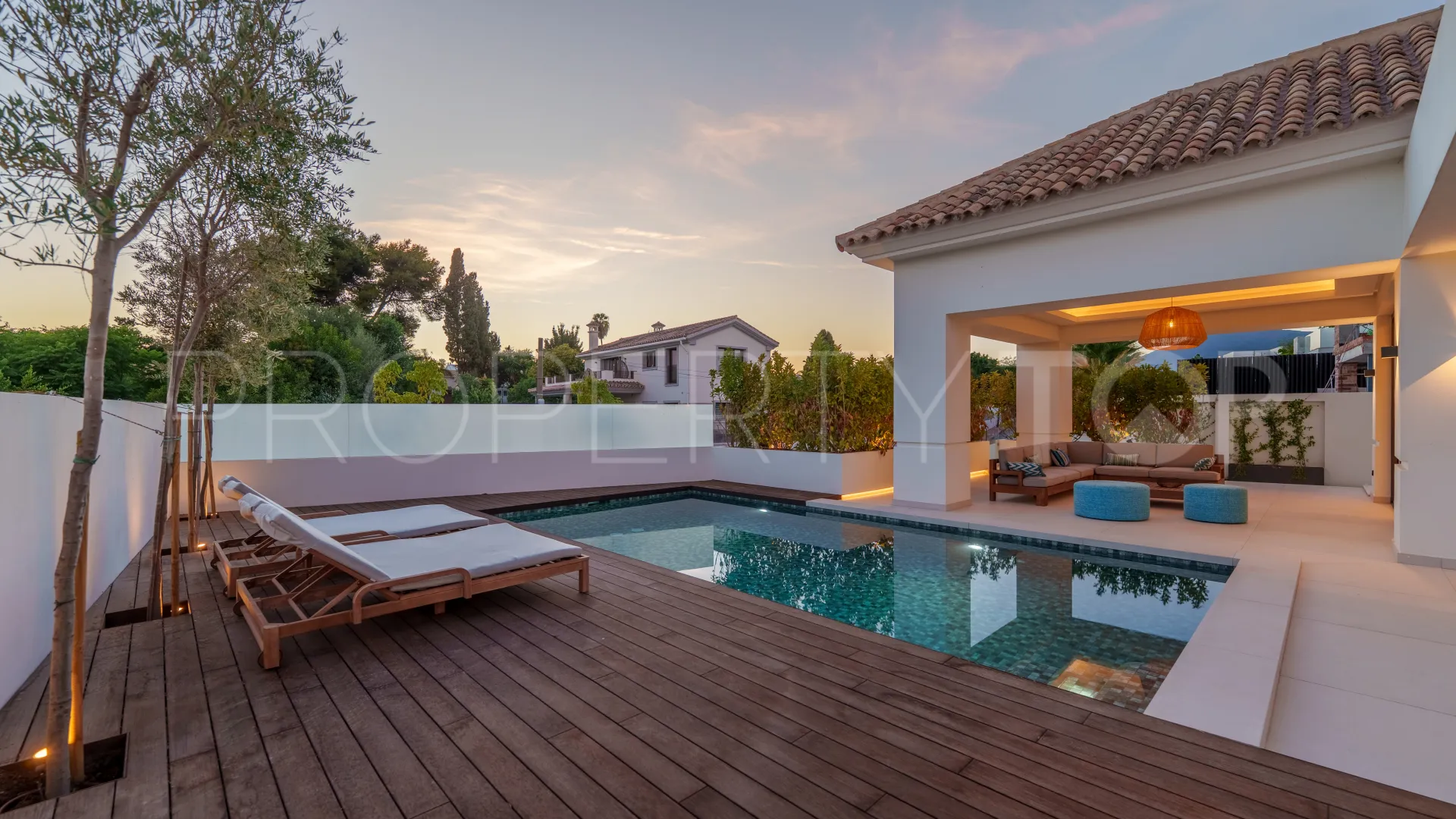 Villa en venta con 5 dormitorios en Linda Vista Baja