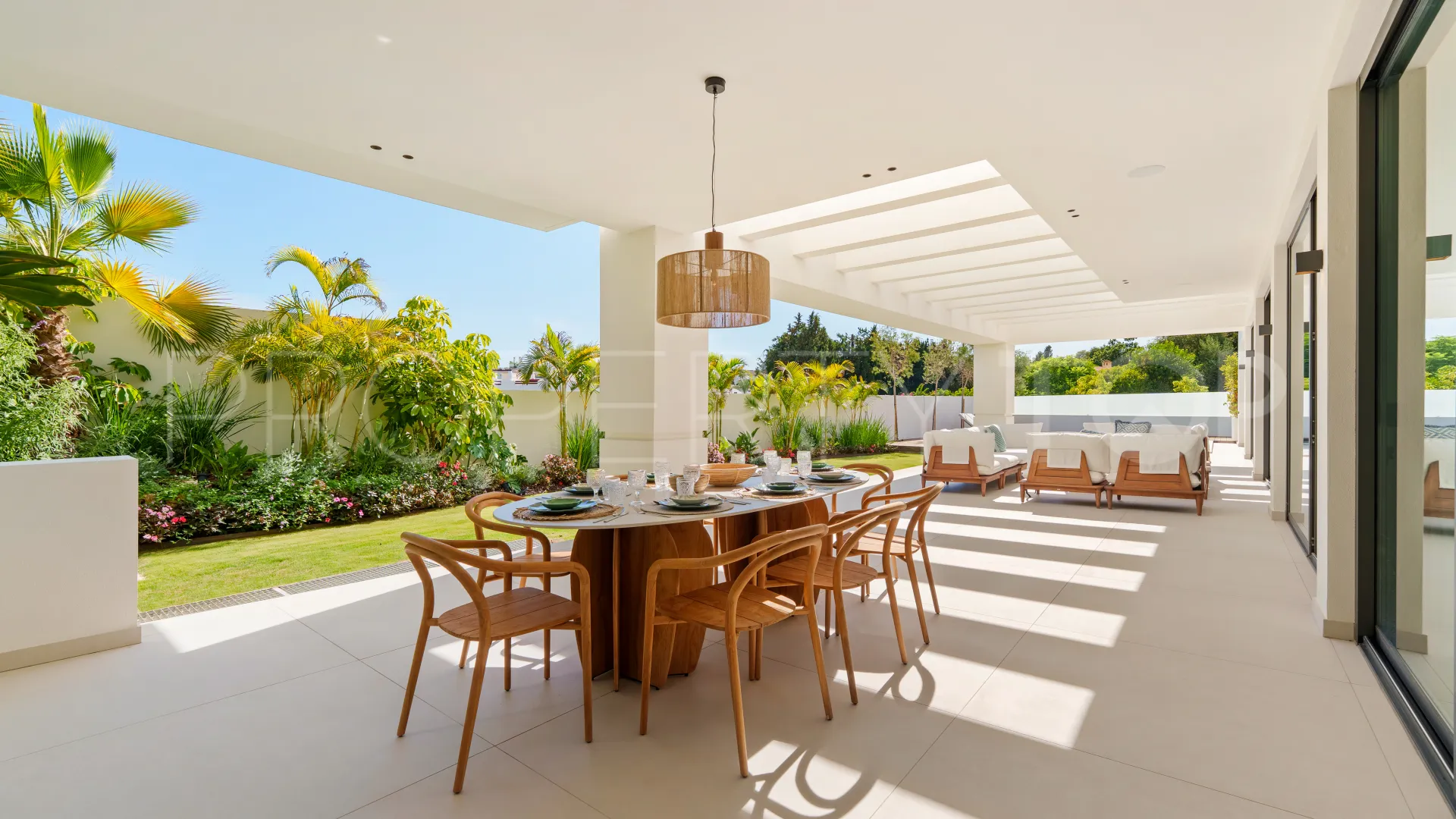 Villa en venta con 5 dormitorios en Linda Vista Baja