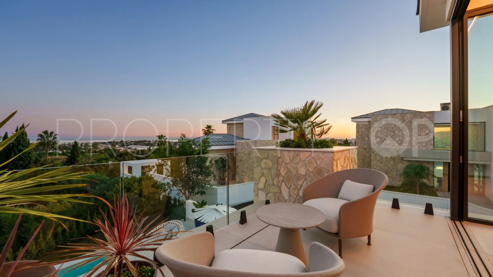 Buy La Quinta 5 bedrooms villa