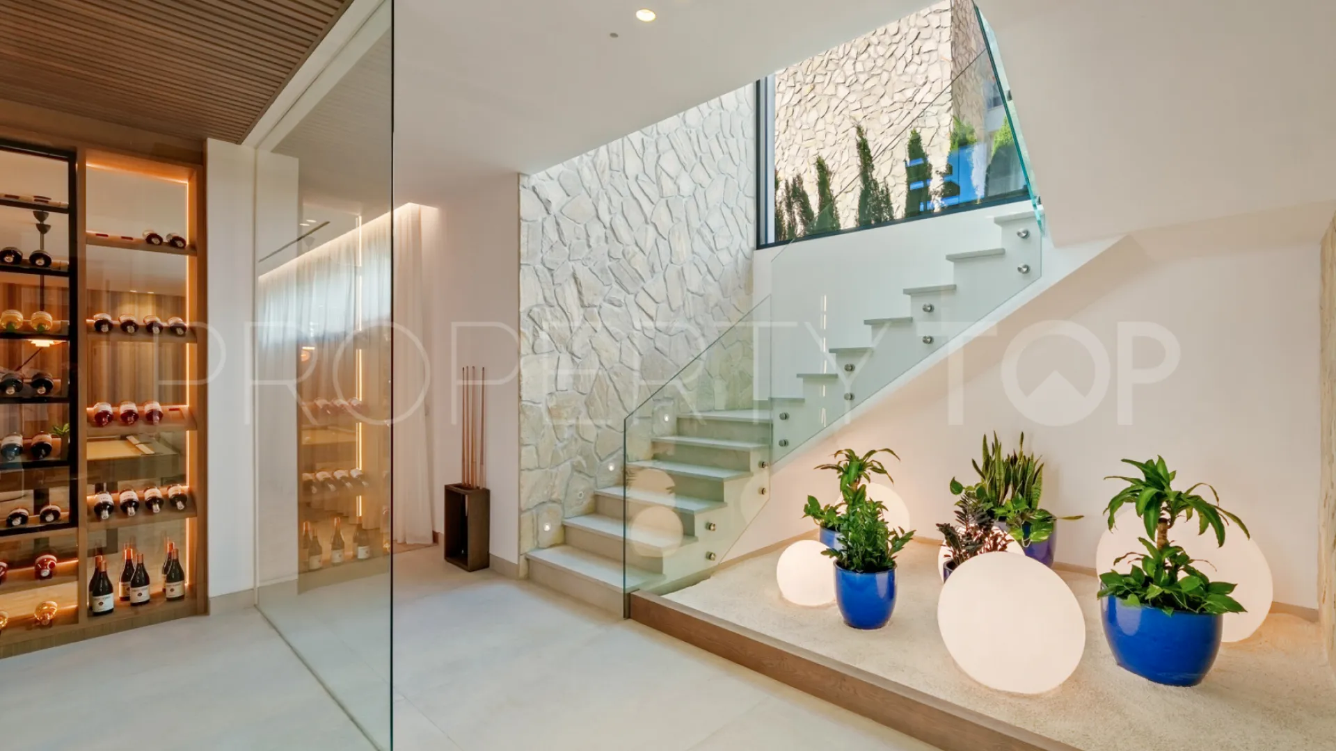 Se vende villa con 5 dormitorios en La Quinta