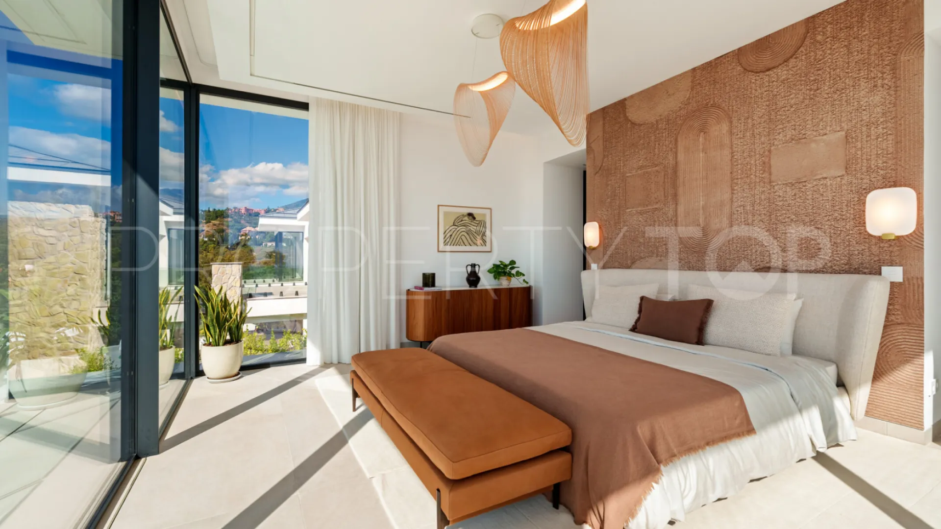 Se vende villa con 5 dormitorios en La Quinta