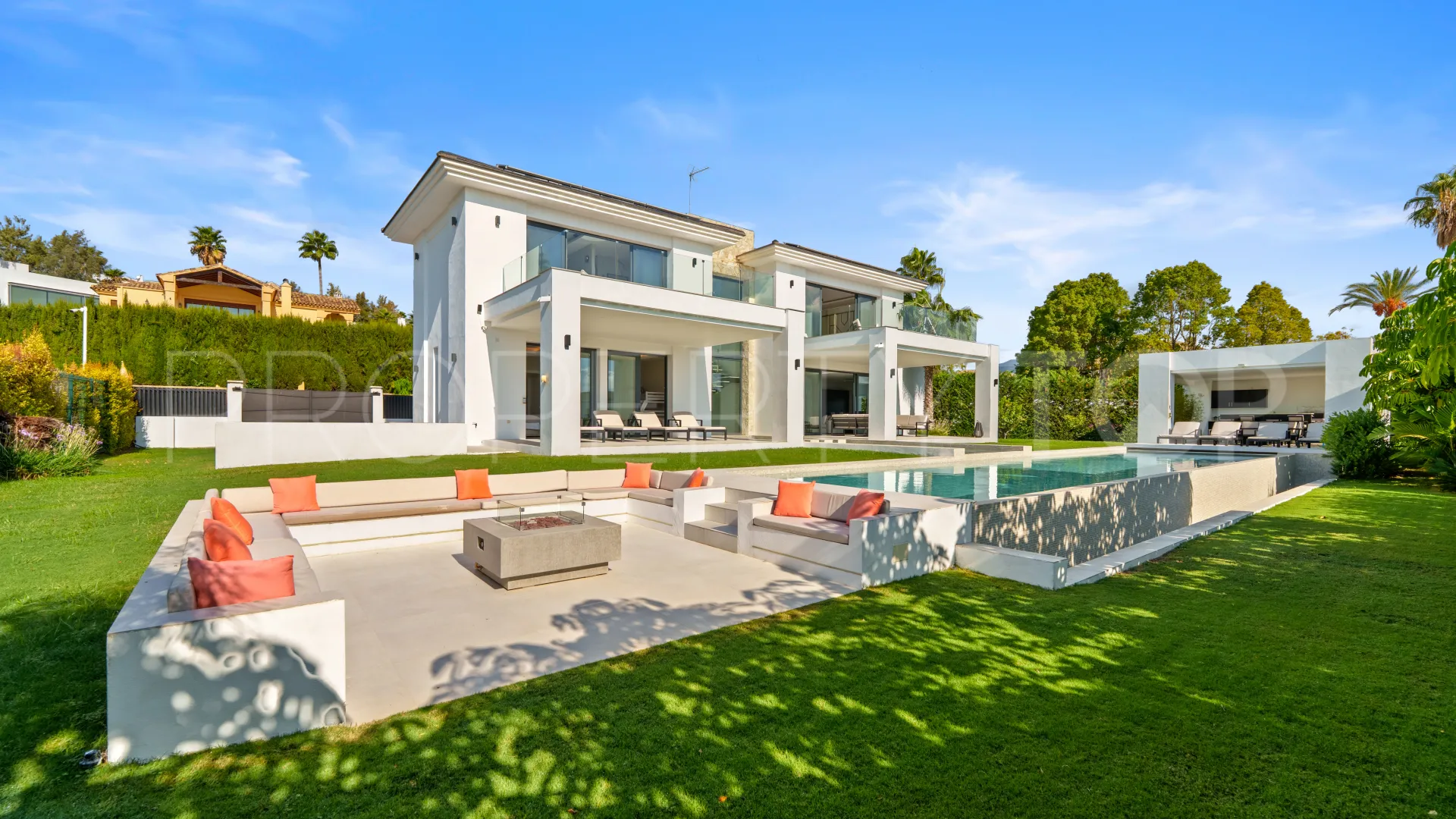 La Quinta, villa a la venta de 6 dormitorios