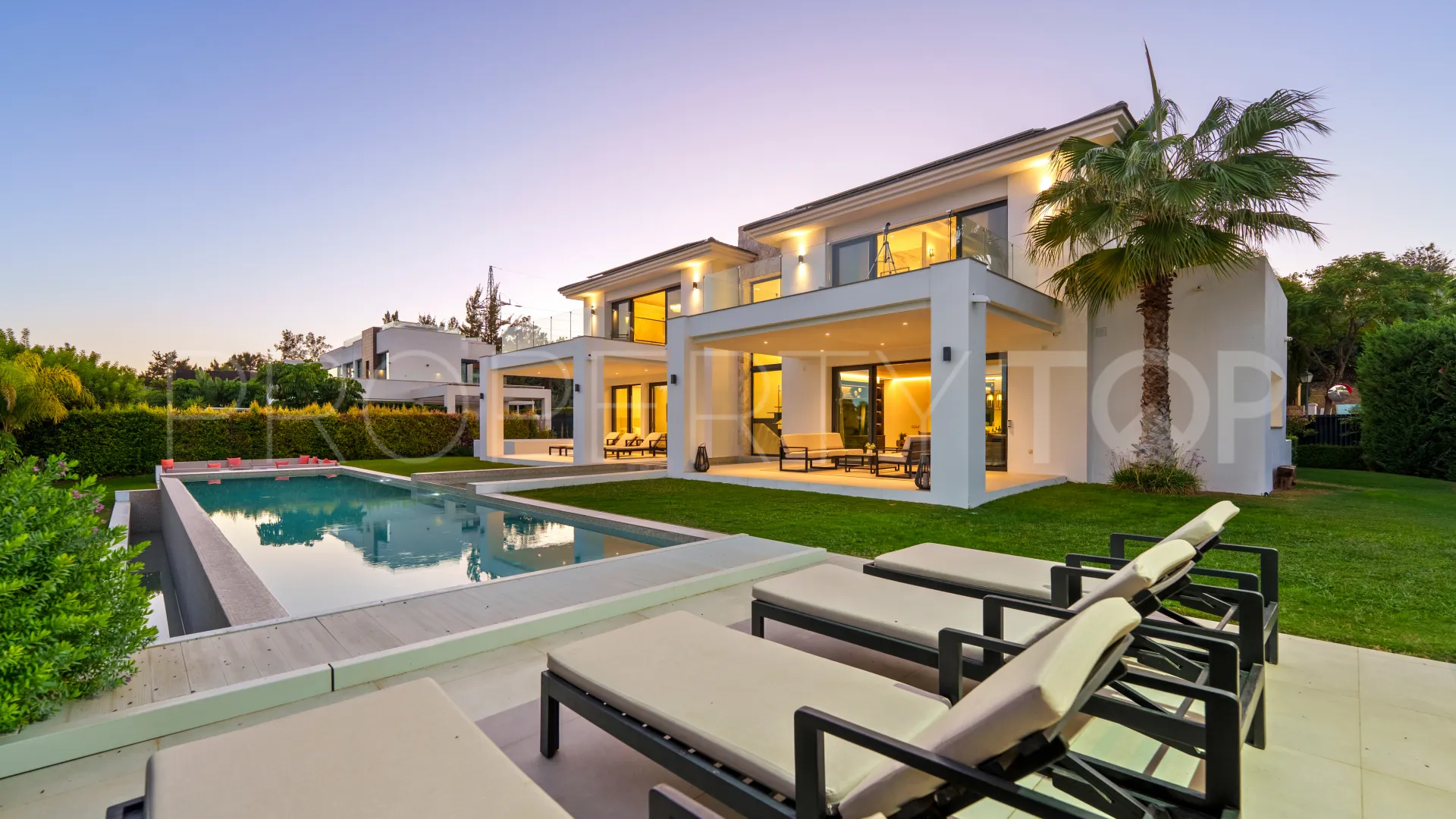 La Quinta, villa a la venta de 6 dormitorios