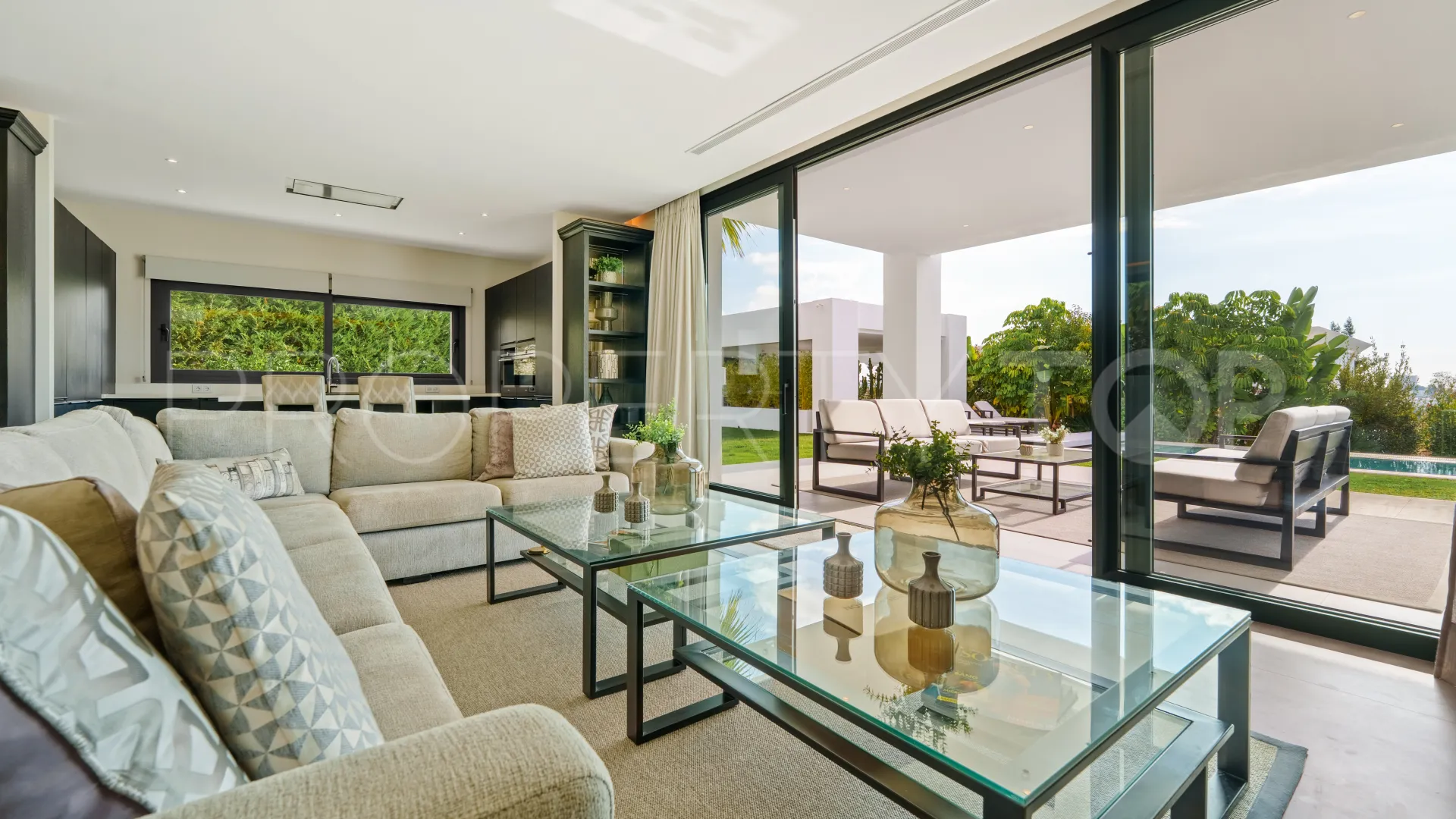 La Quinta, villa a la venta de 6 dormitorios
