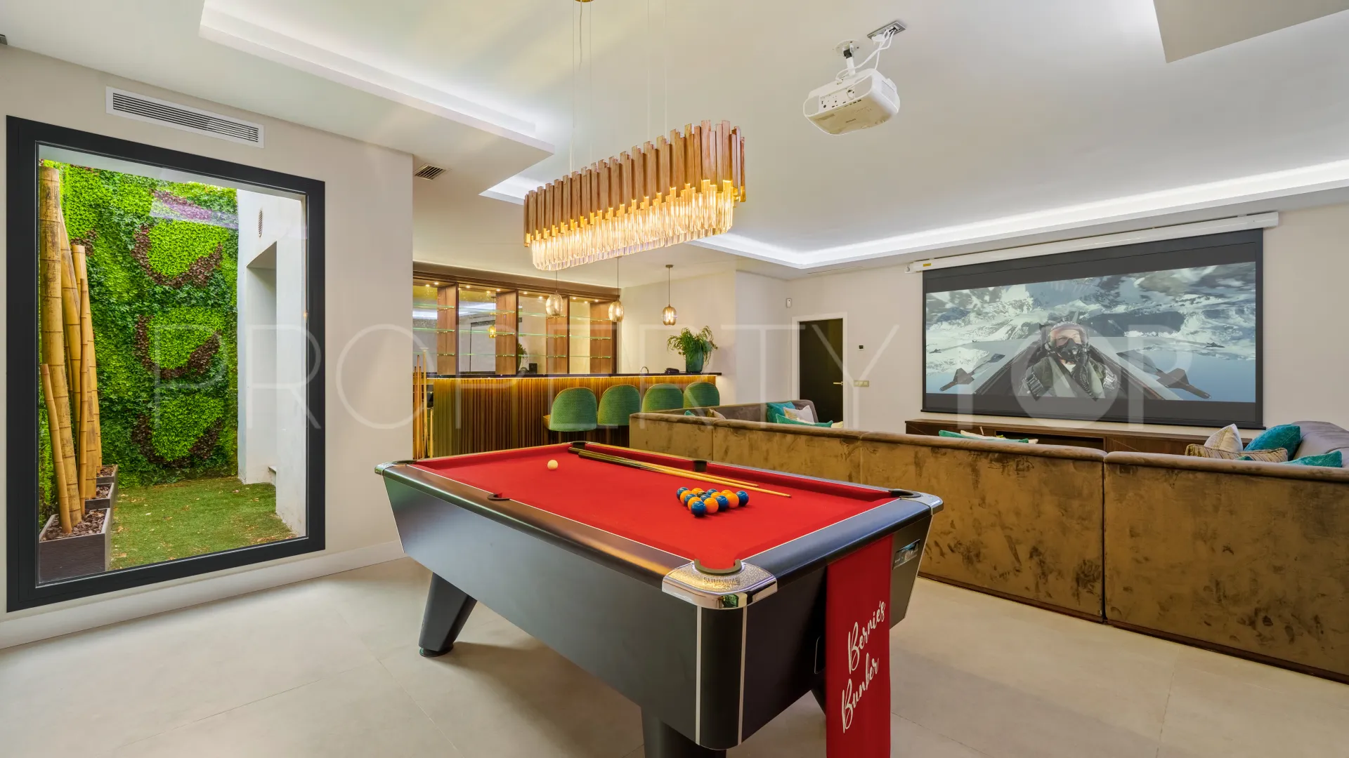 La Quinta, villa a la venta de 6 dormitorios
