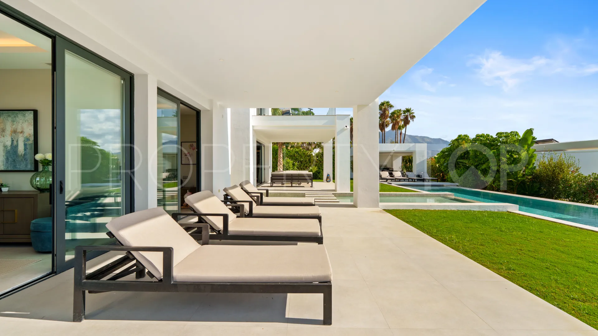 La Quinta, villa a la venta de 6 dormitorios