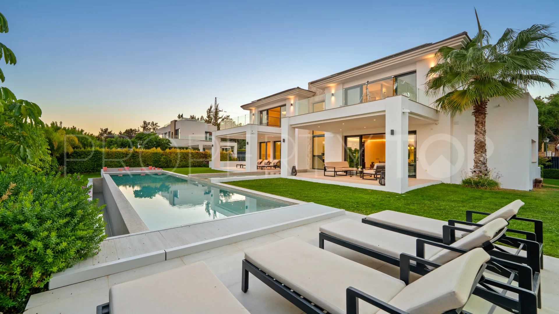 La Quinta, villa a la venta de 6 dormitorios