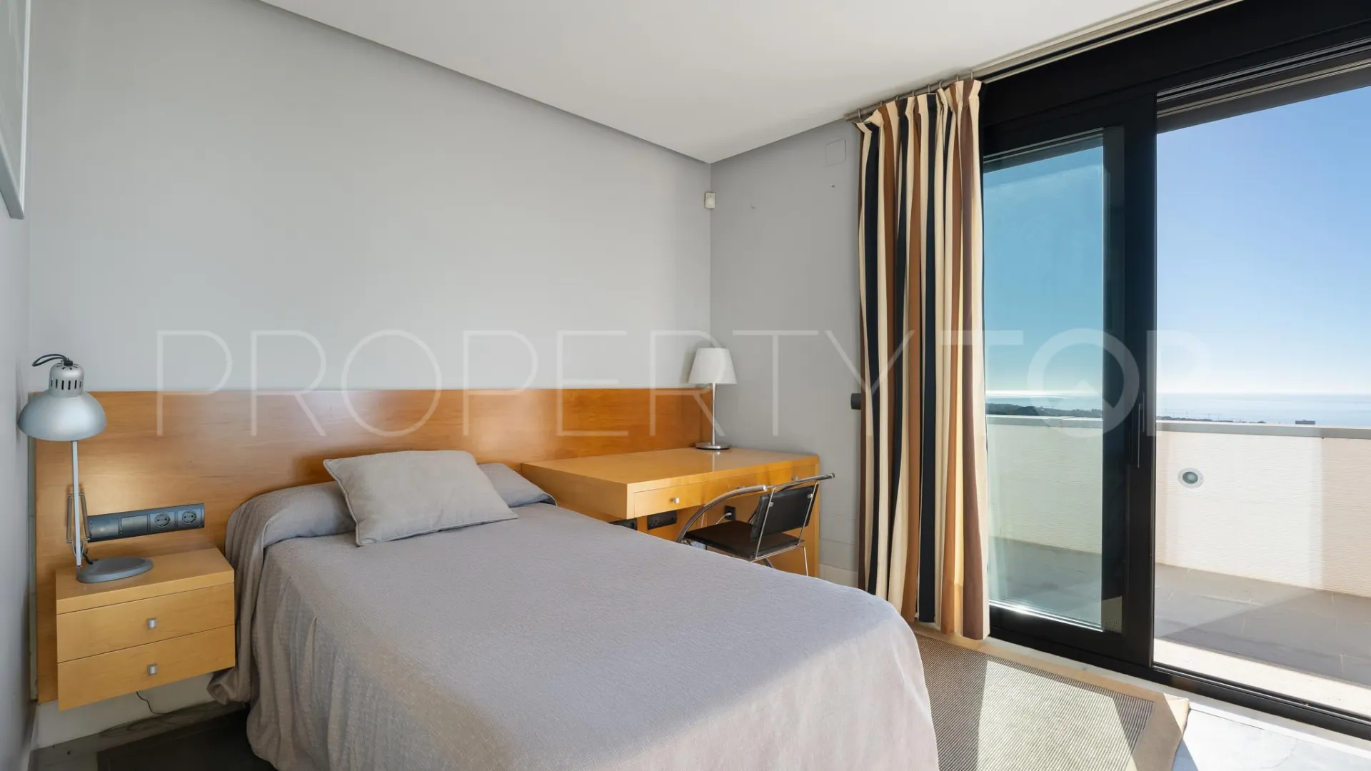 For sale villa in Los Altos de los Monteros