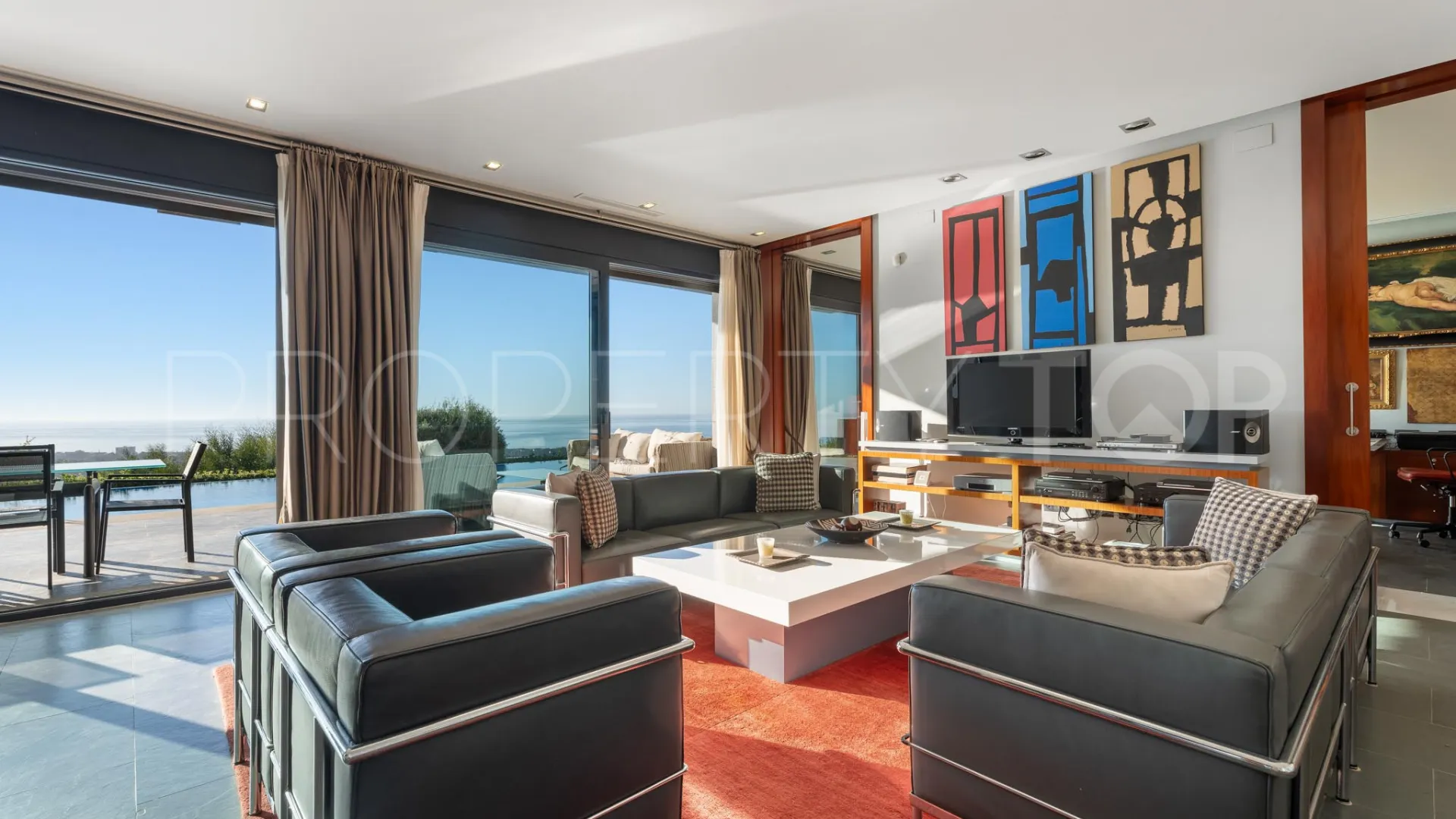 For sale villa in Los Altos de los Monteros