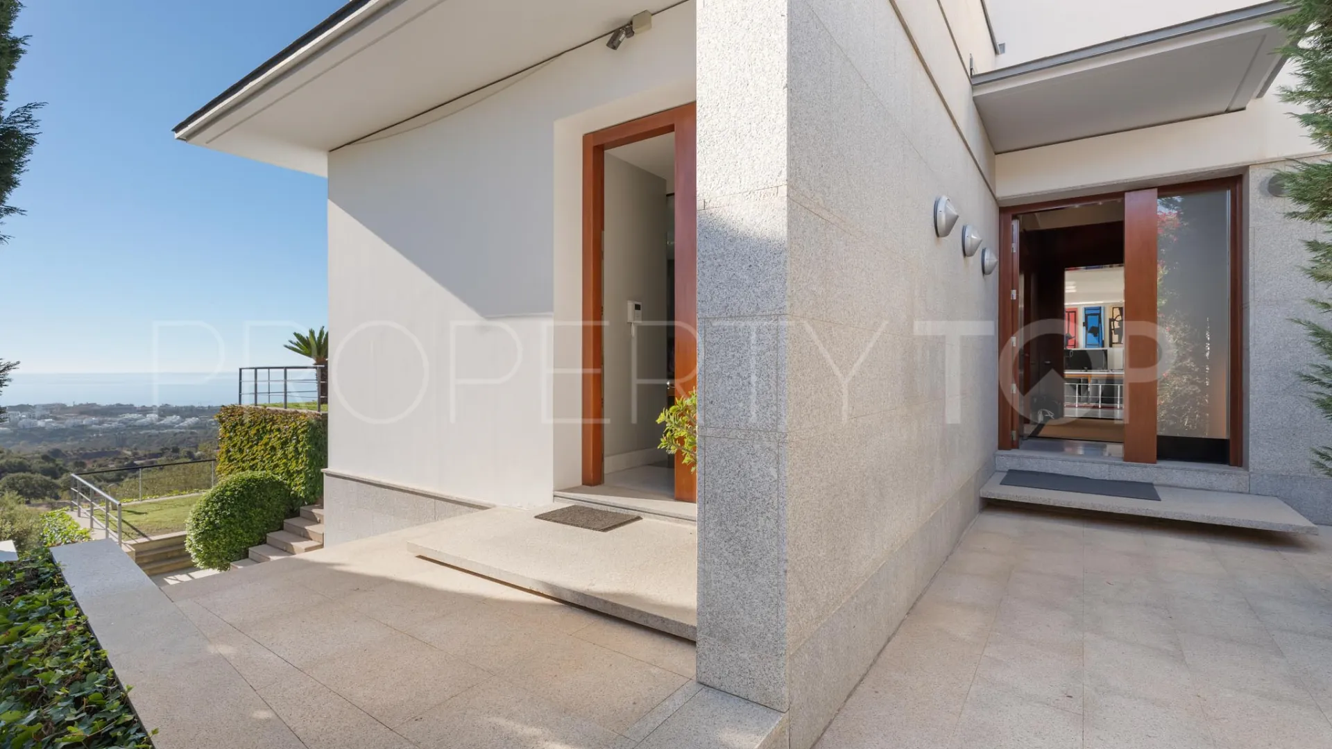 For sale villa in Los Altos de los Monteros