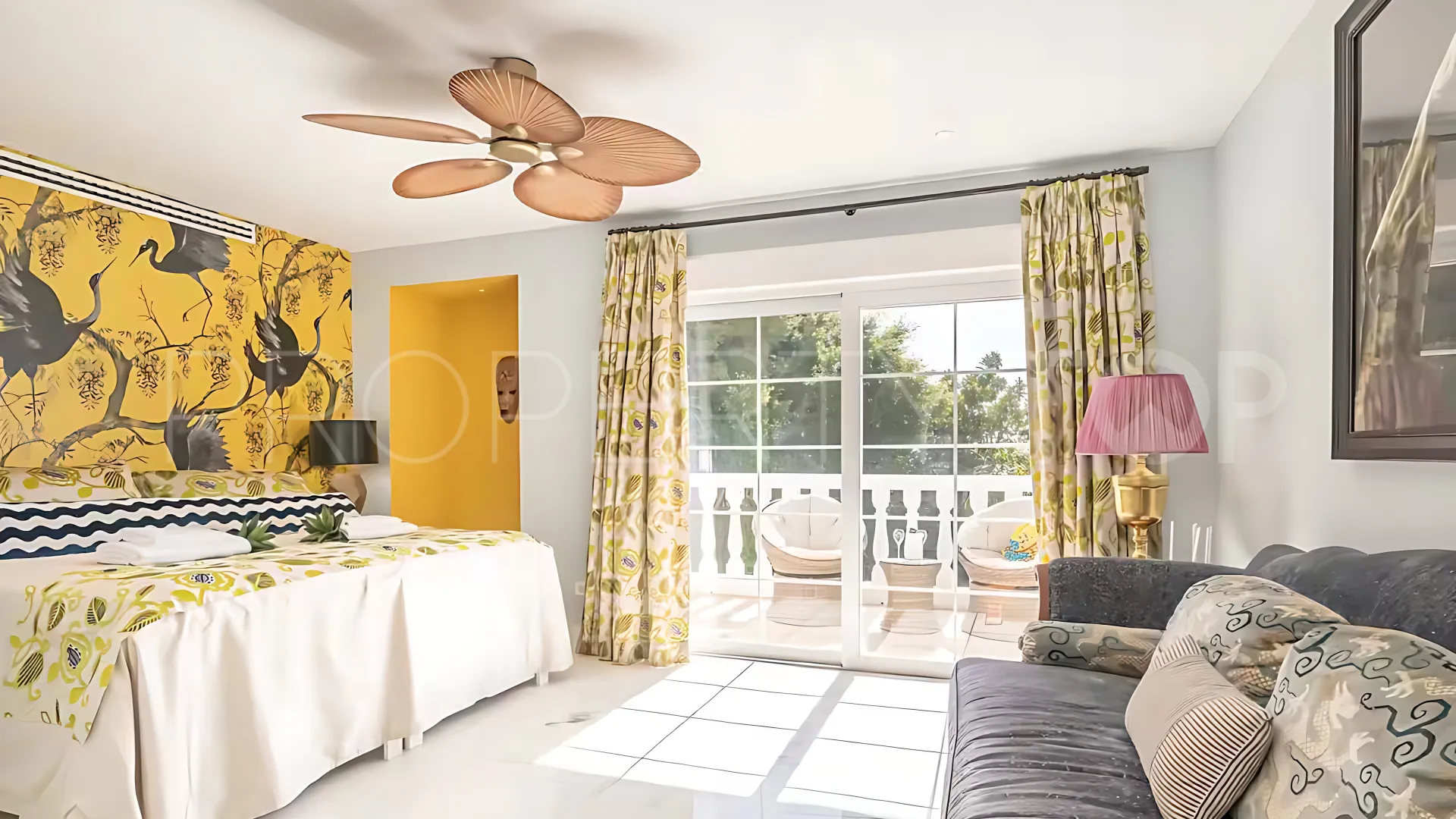 Comprar villa con 5 dormitorios en Paraiso Alto