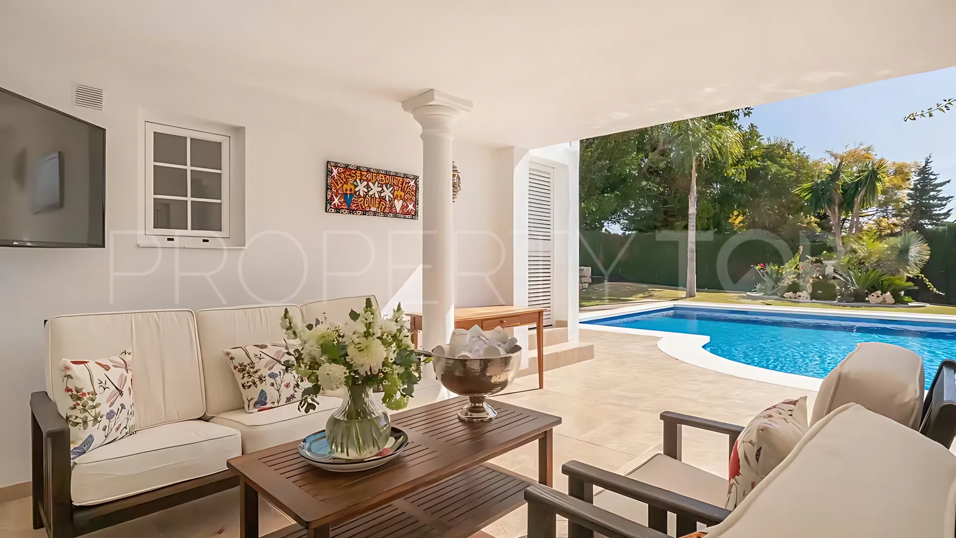 Comprar villa con 5 dormitorios en Paraiso Alto