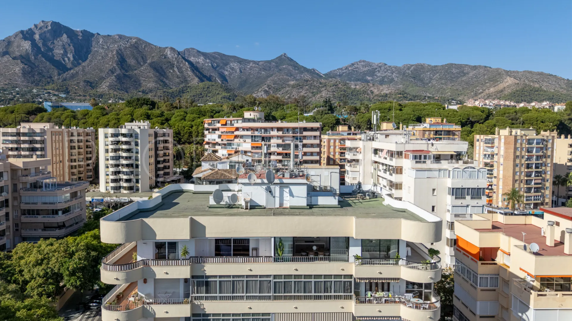 Marbella Centro, Ático en venta de 3 dormitorios
