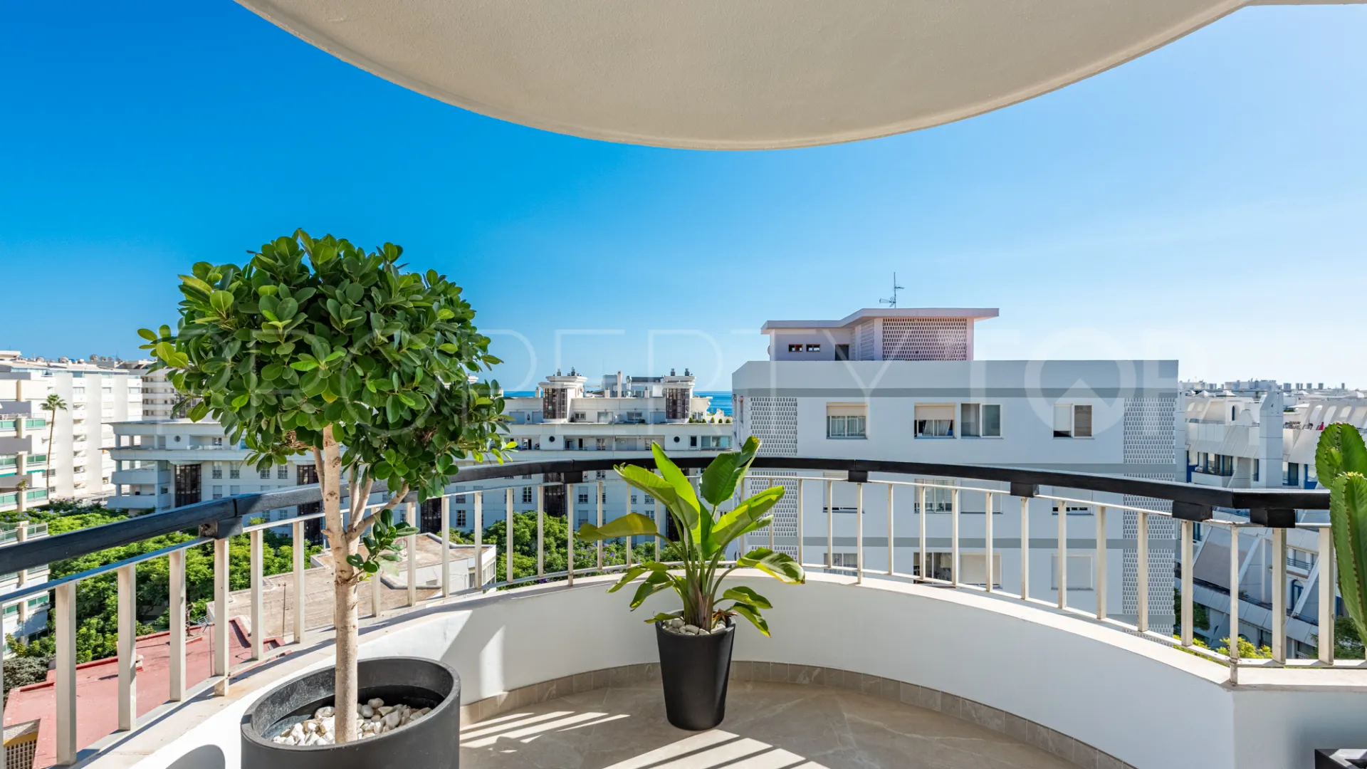 Marbella Centro, Ático en venta de 3 dormitorios