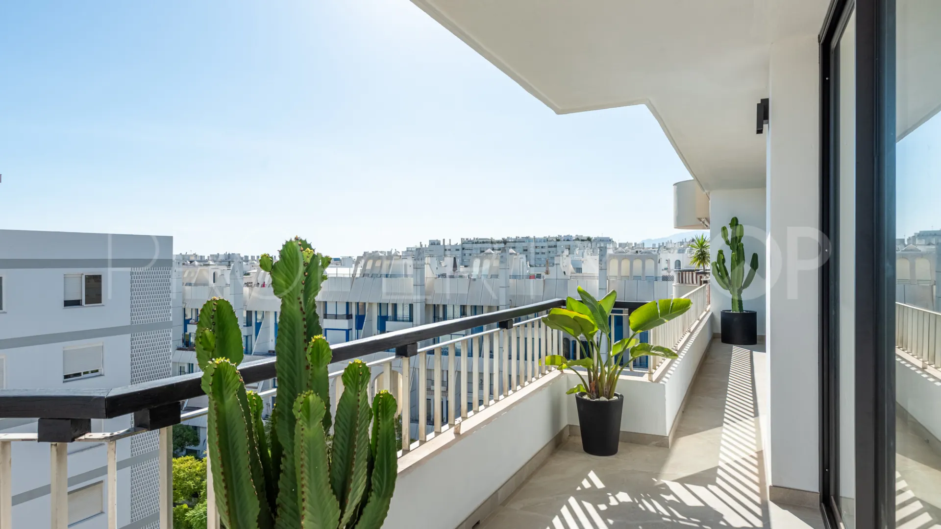 Marbella Centro, Ático en venta de 3 dormitorios