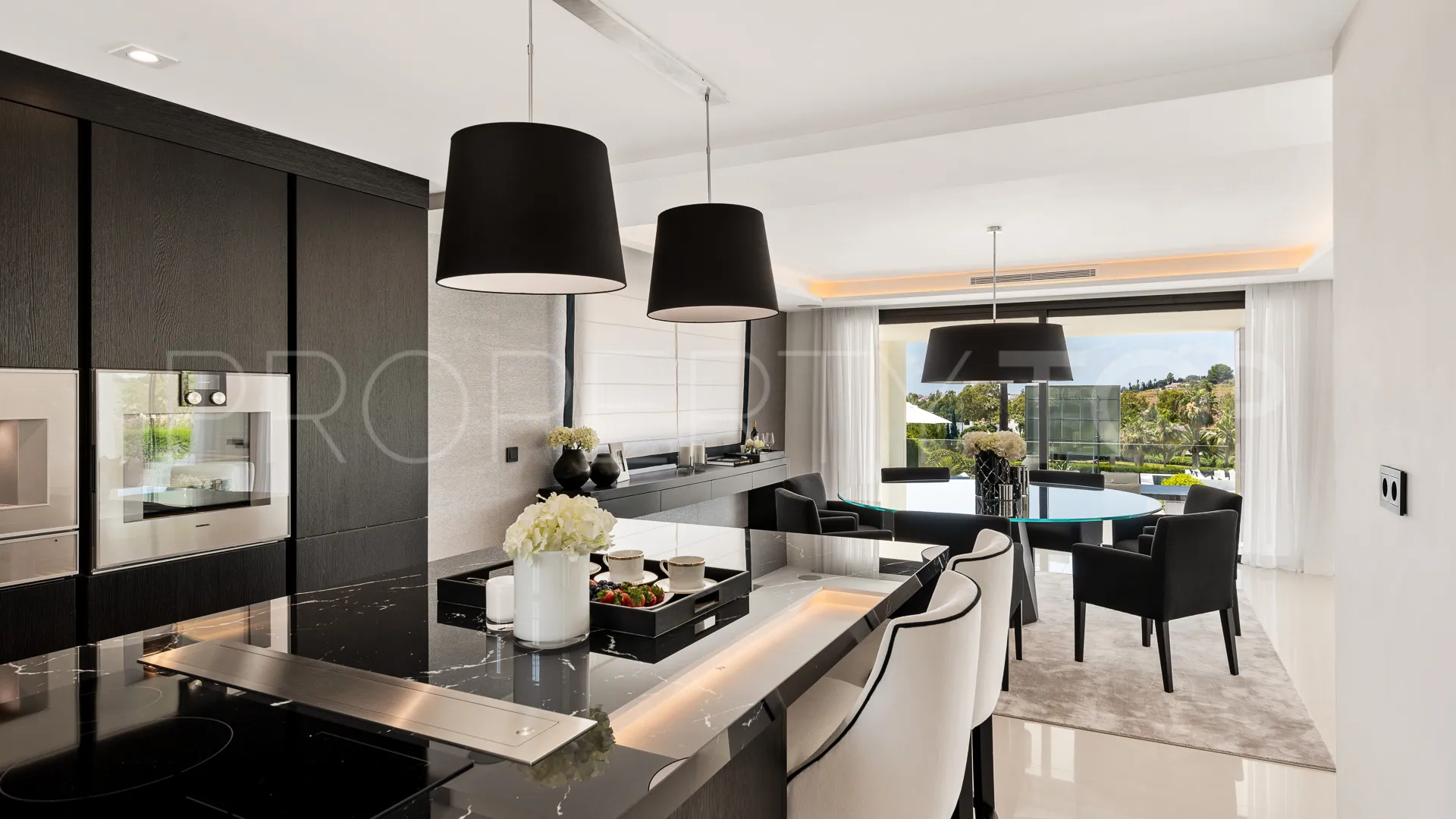 Villa en venta en Los Naranjos Golf