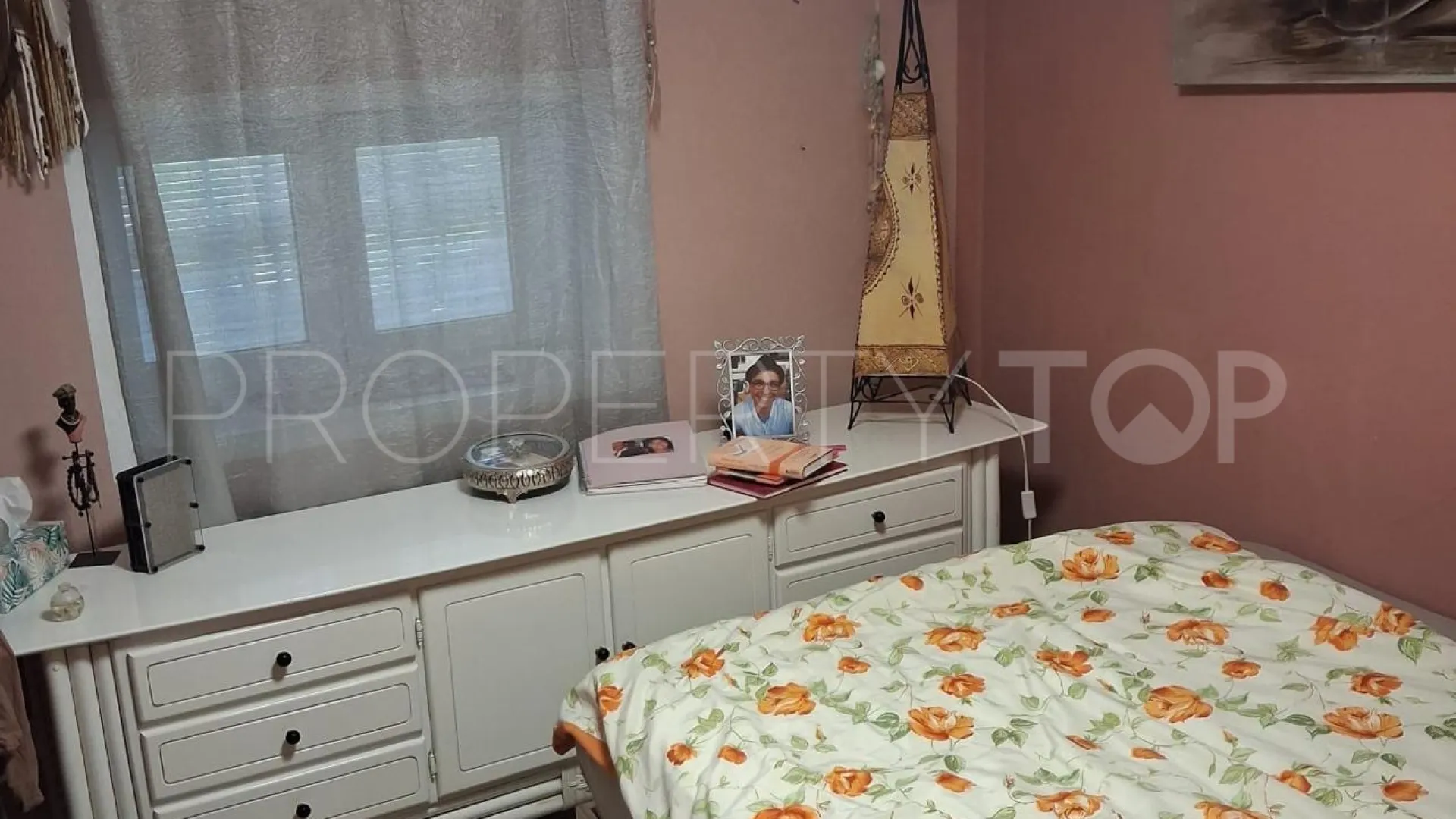 Coin 4 bedrooms finca for sale