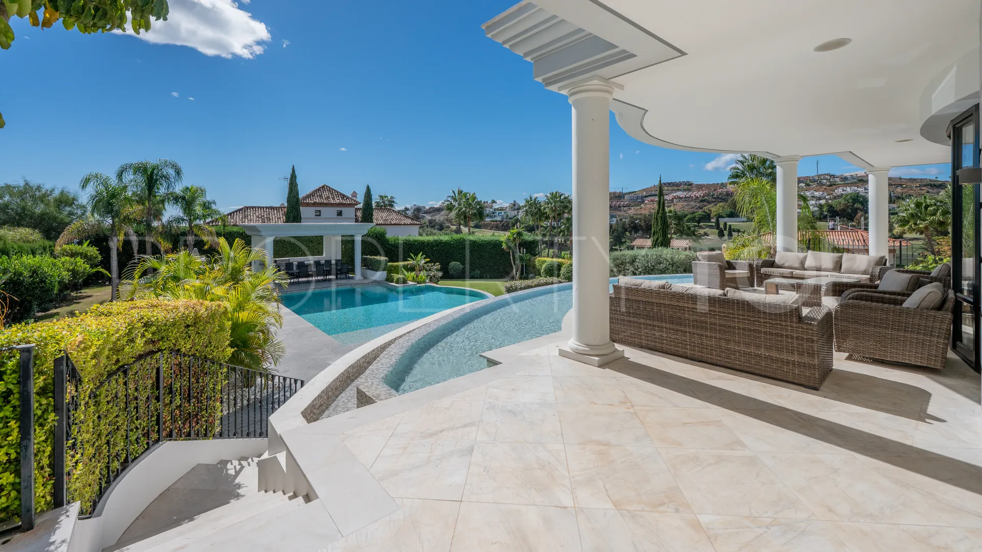 Villa en venta en La Alqueria con 5 dormitorios