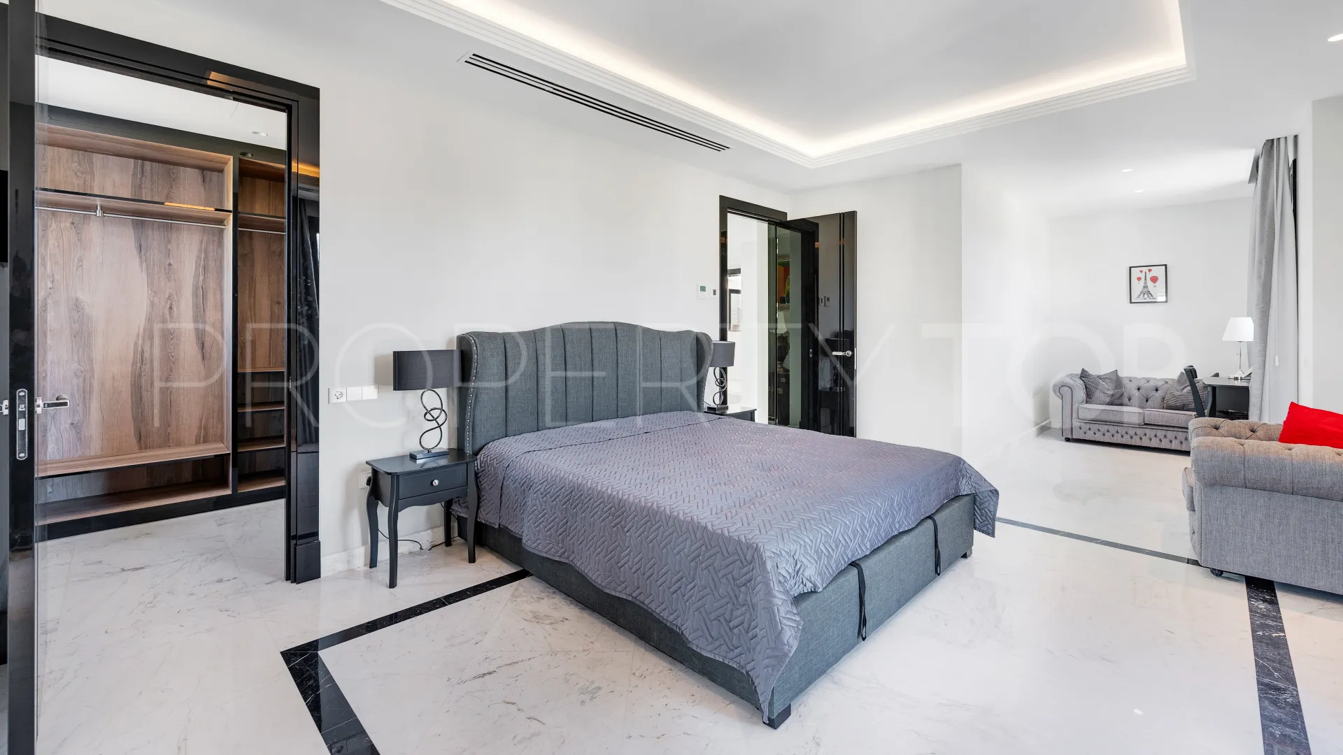 Villa en venta en La Alqueria con 5 dormitorios