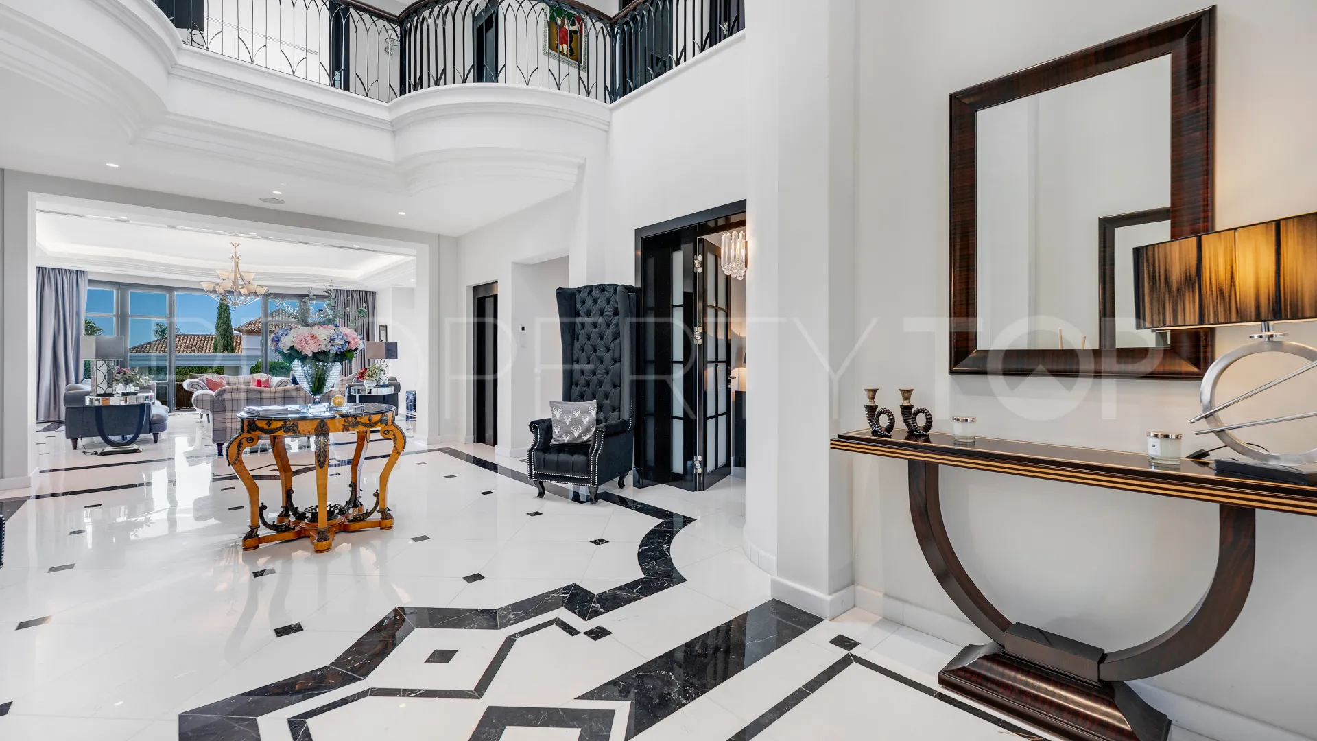 Villa en venta en La Alqueria con 5 dormitorios