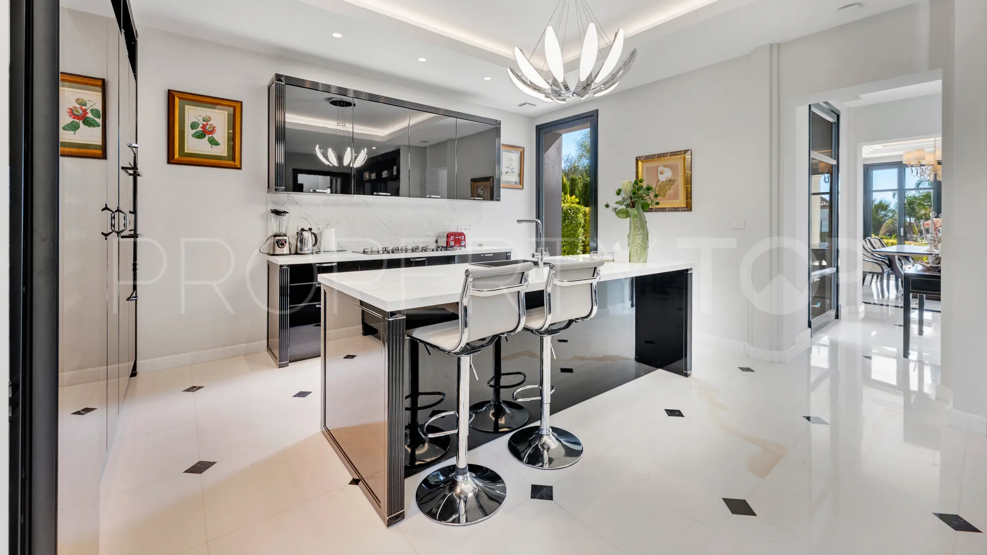 Villa en venta en La Alqueria con 5 dormitorios