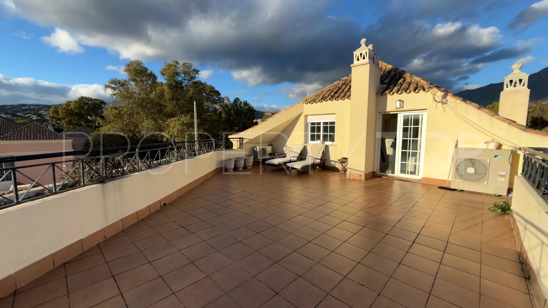 Duplex penthouse for sale in River Garden