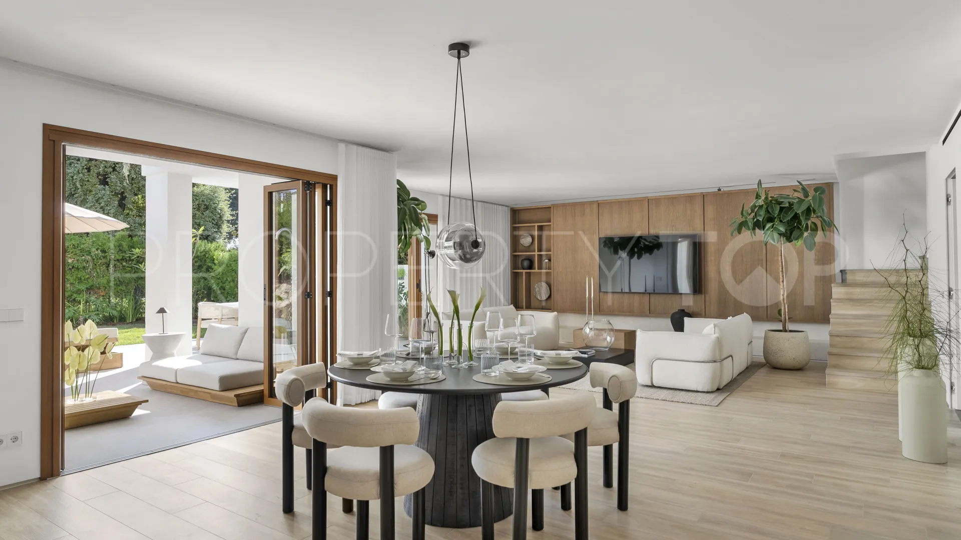 Duplex for sale in Nueva Andalucia