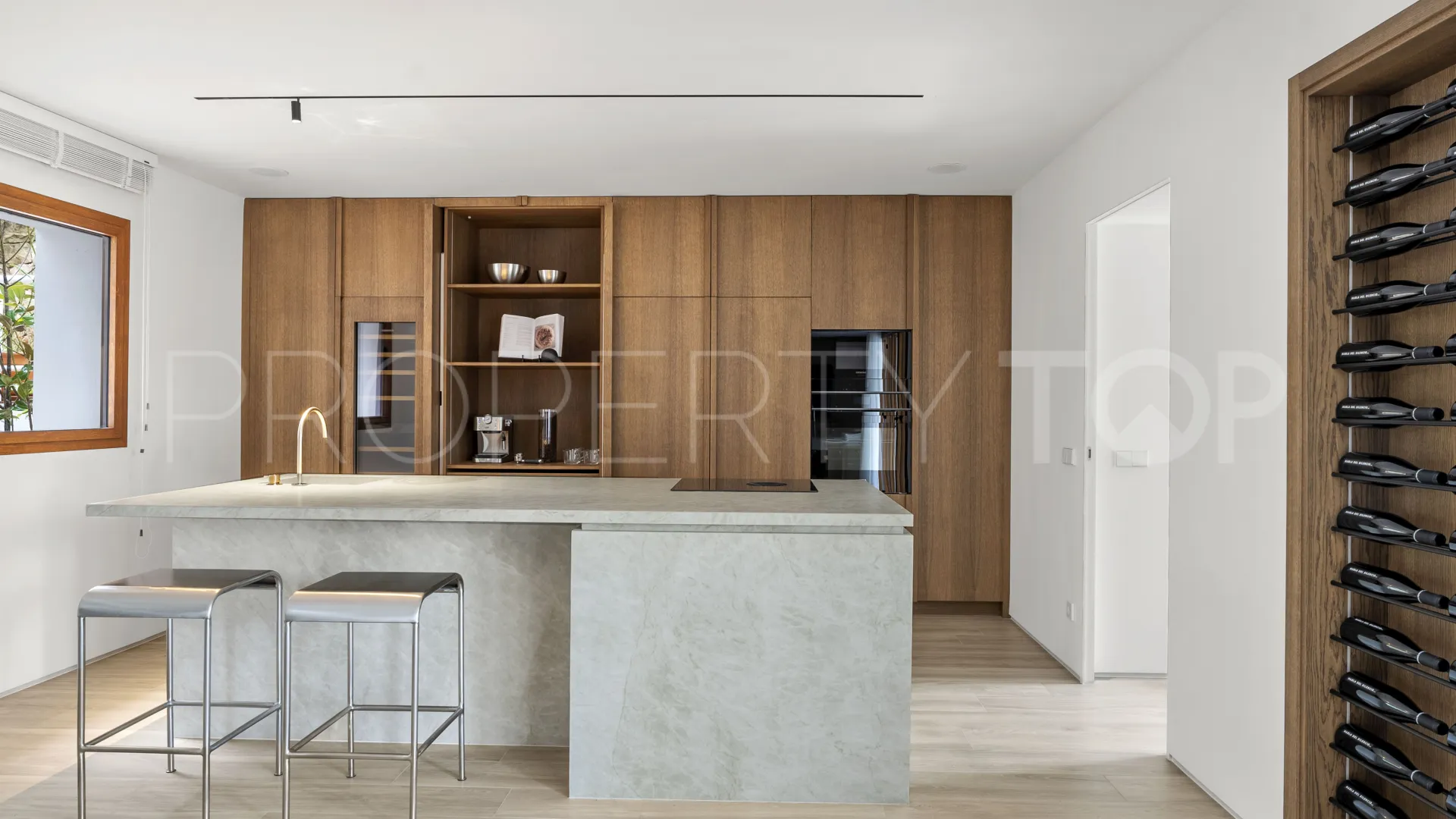 Duplex for sale in Nueva Andalucia