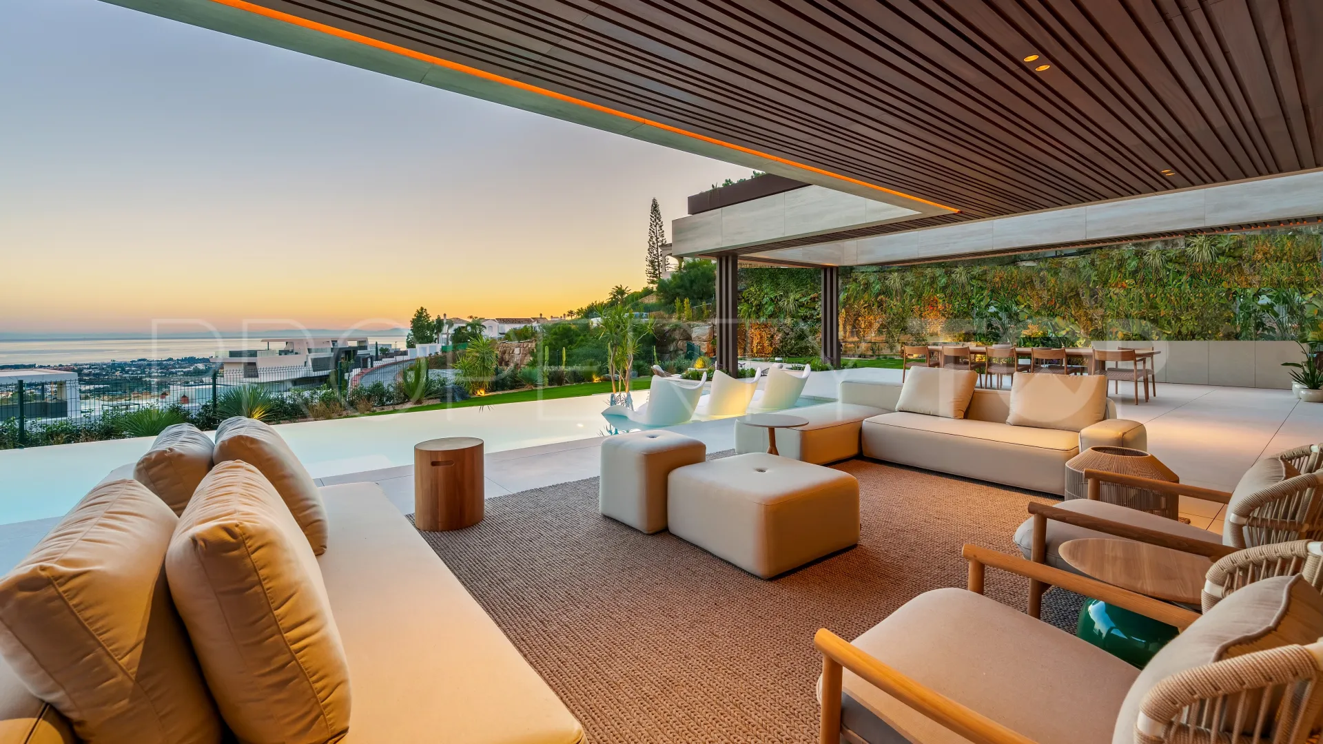 Villa con 5 dormitorios en venta en La Quinta