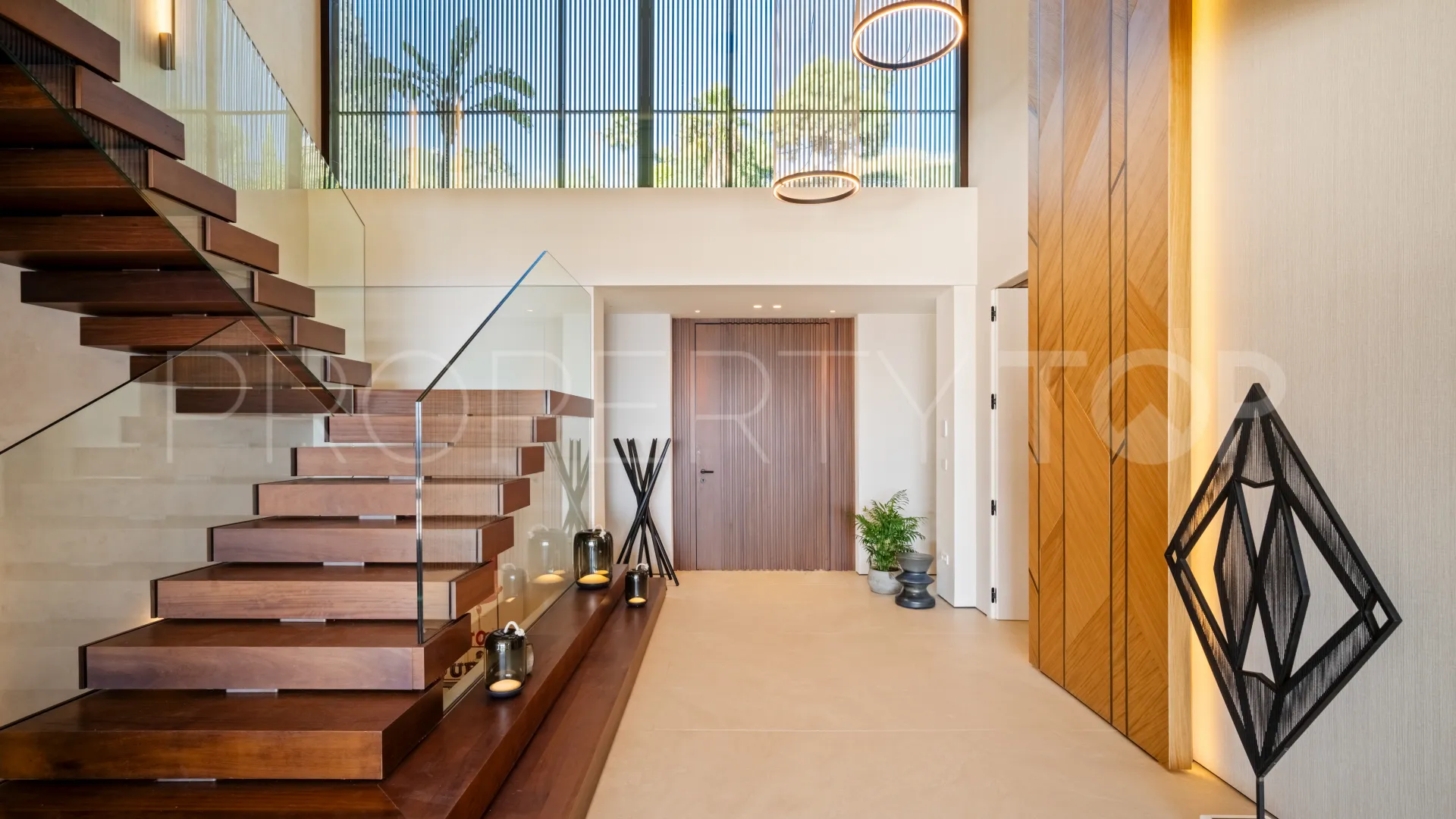 Villa con 5 dormitorios en venta en La Quinta