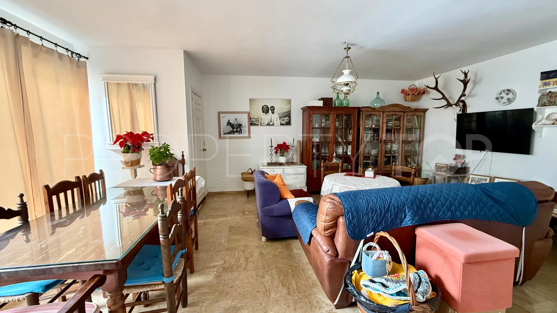 Buy town house with 3 bedrooms in Nueva Andalucia