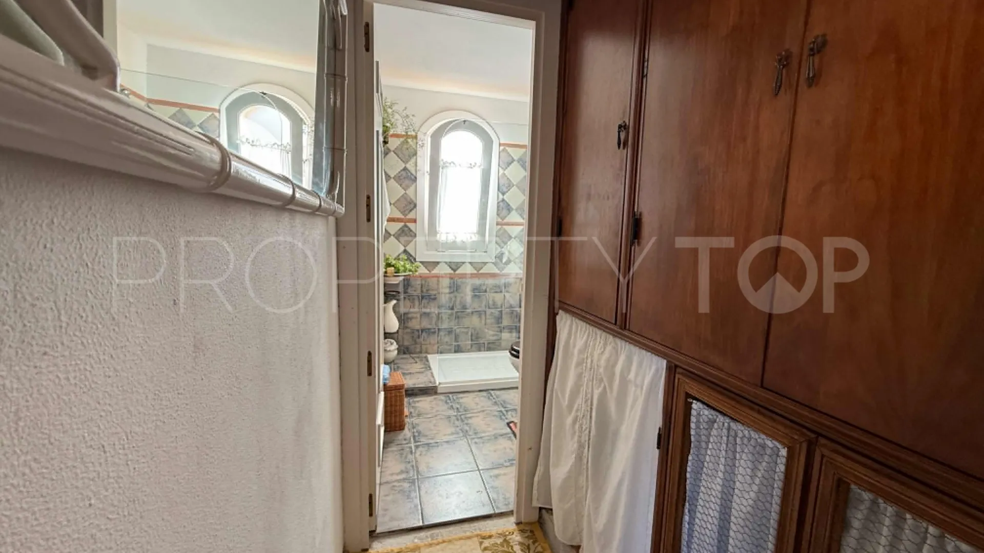 Buy town house with 3 bedrooms in Nueva Andalucia