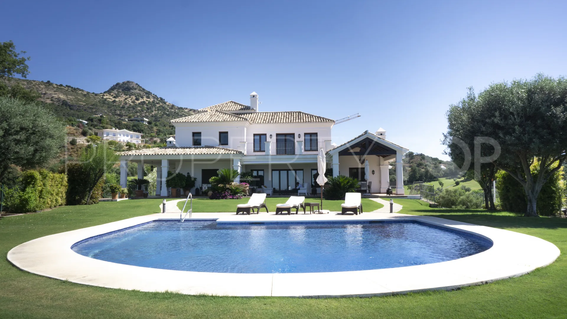 5 bedrooms villa in Los Flamingos for sale