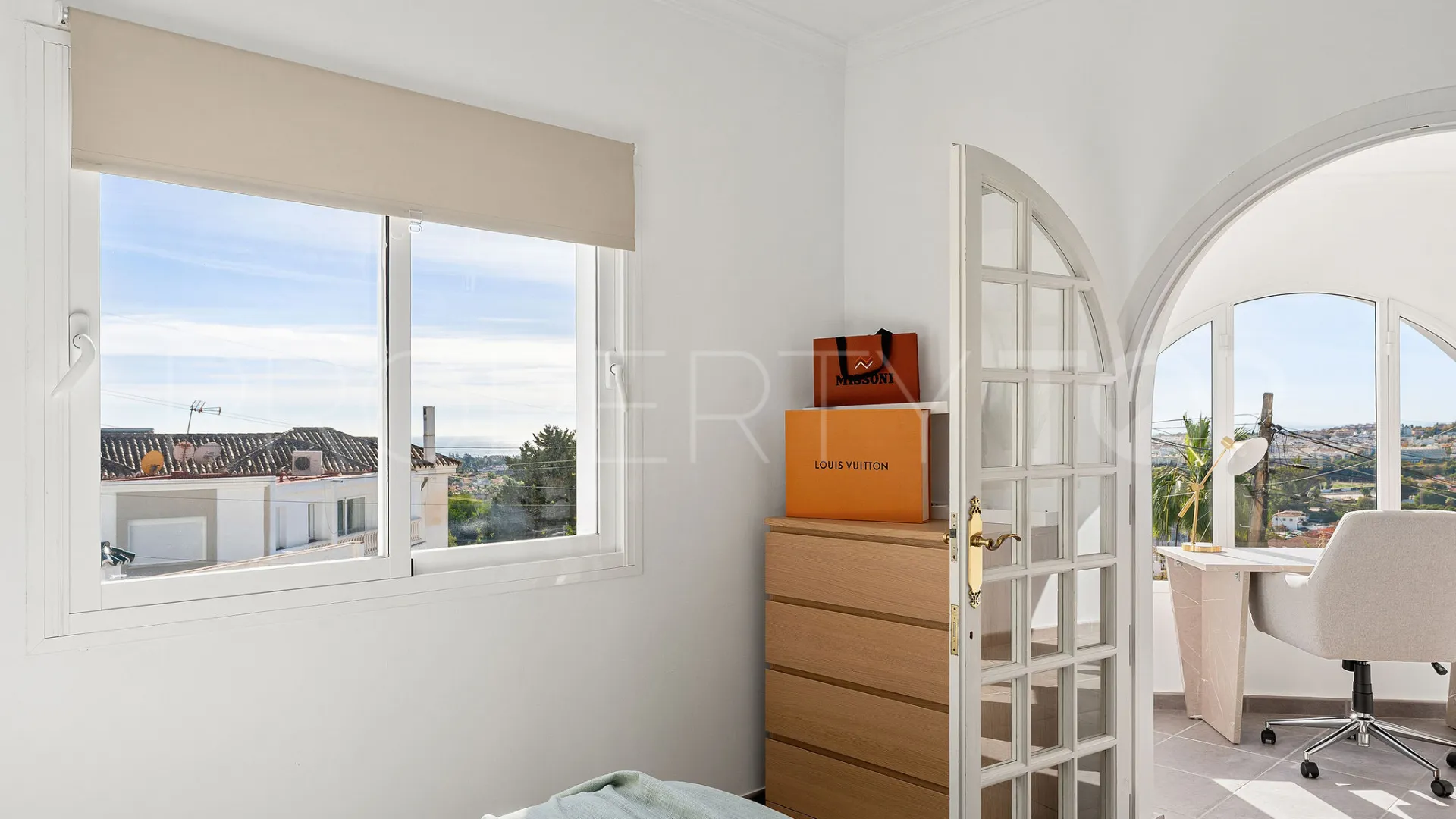 Semi detached house in La Campana for sale
