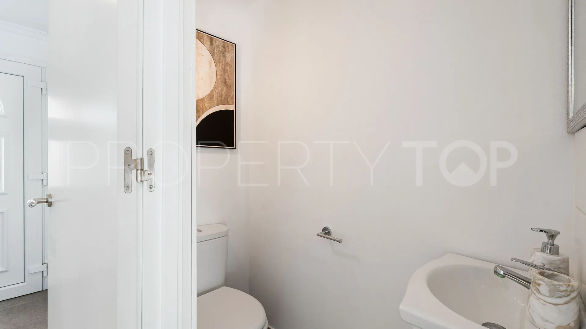 Semi detached house in La Campana for sale