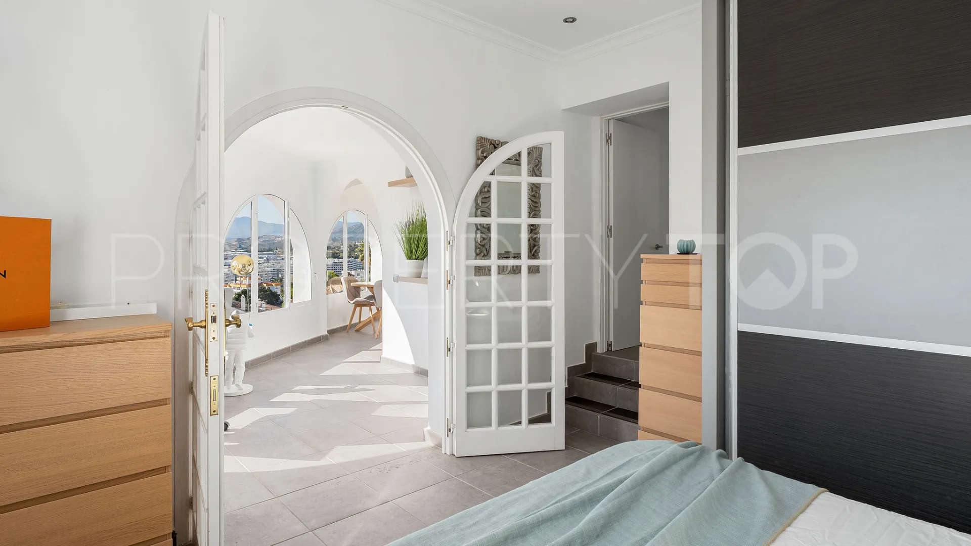 Semi detached house in La Campana for sale