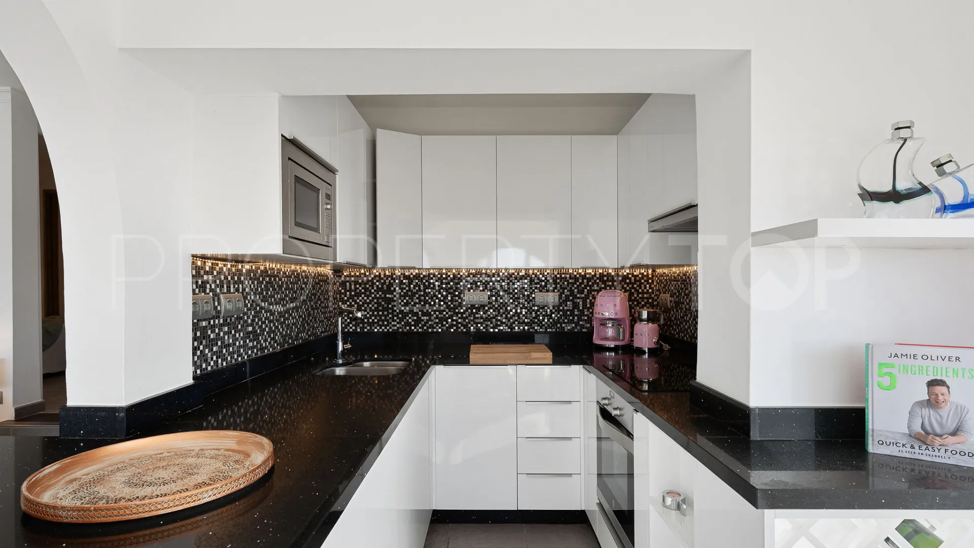 Semi detached house in La Campana for sale