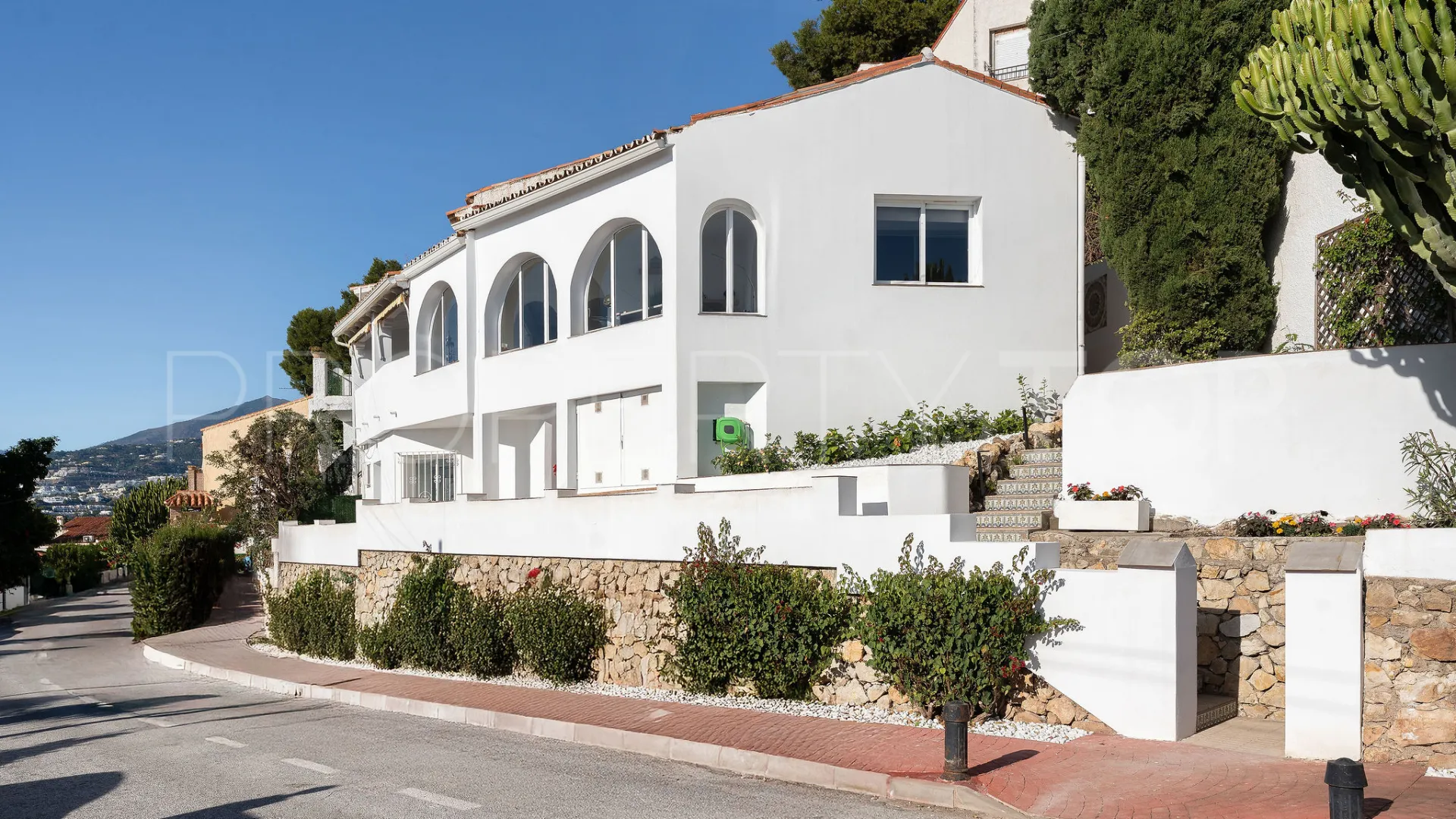 Semi detached house in La Campana for sale