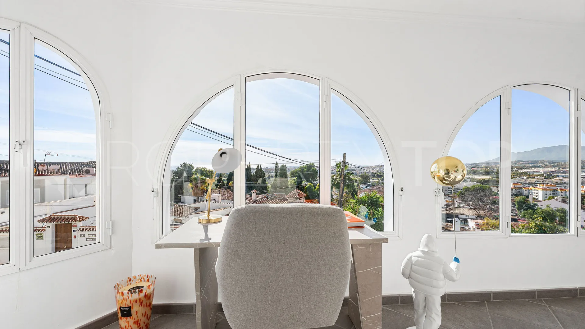 Semi detached house in La Campana for sale
