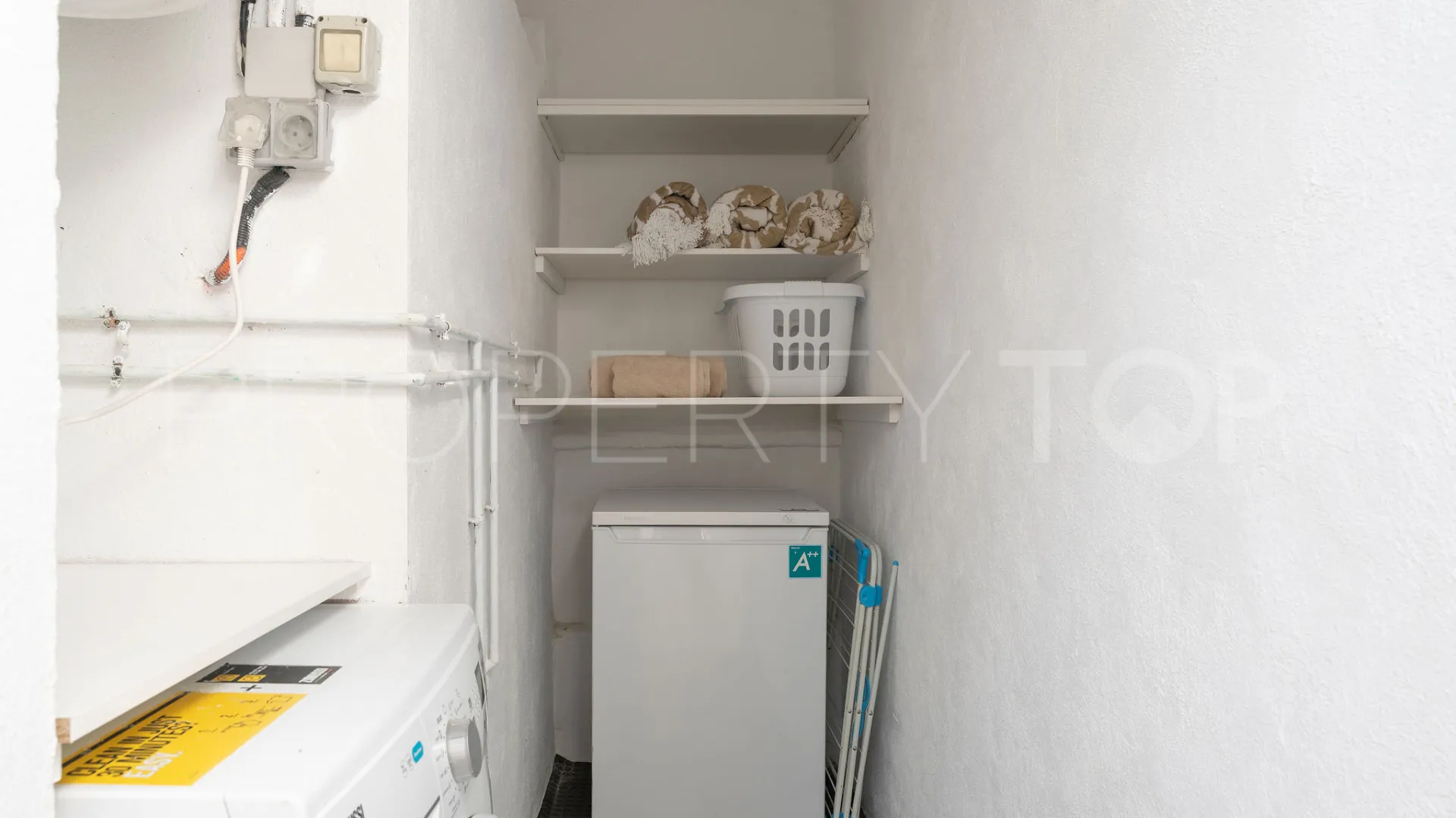 Semi detached house in La Campana for sale