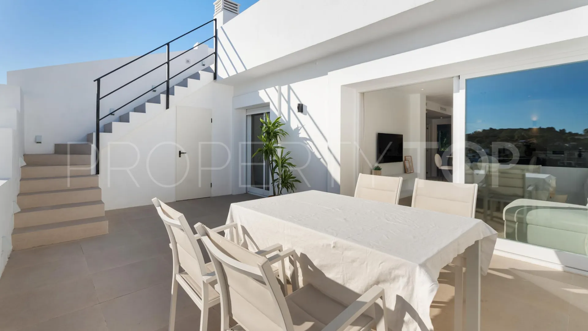 For sale La Quinta penthouse with 3 bedrooms