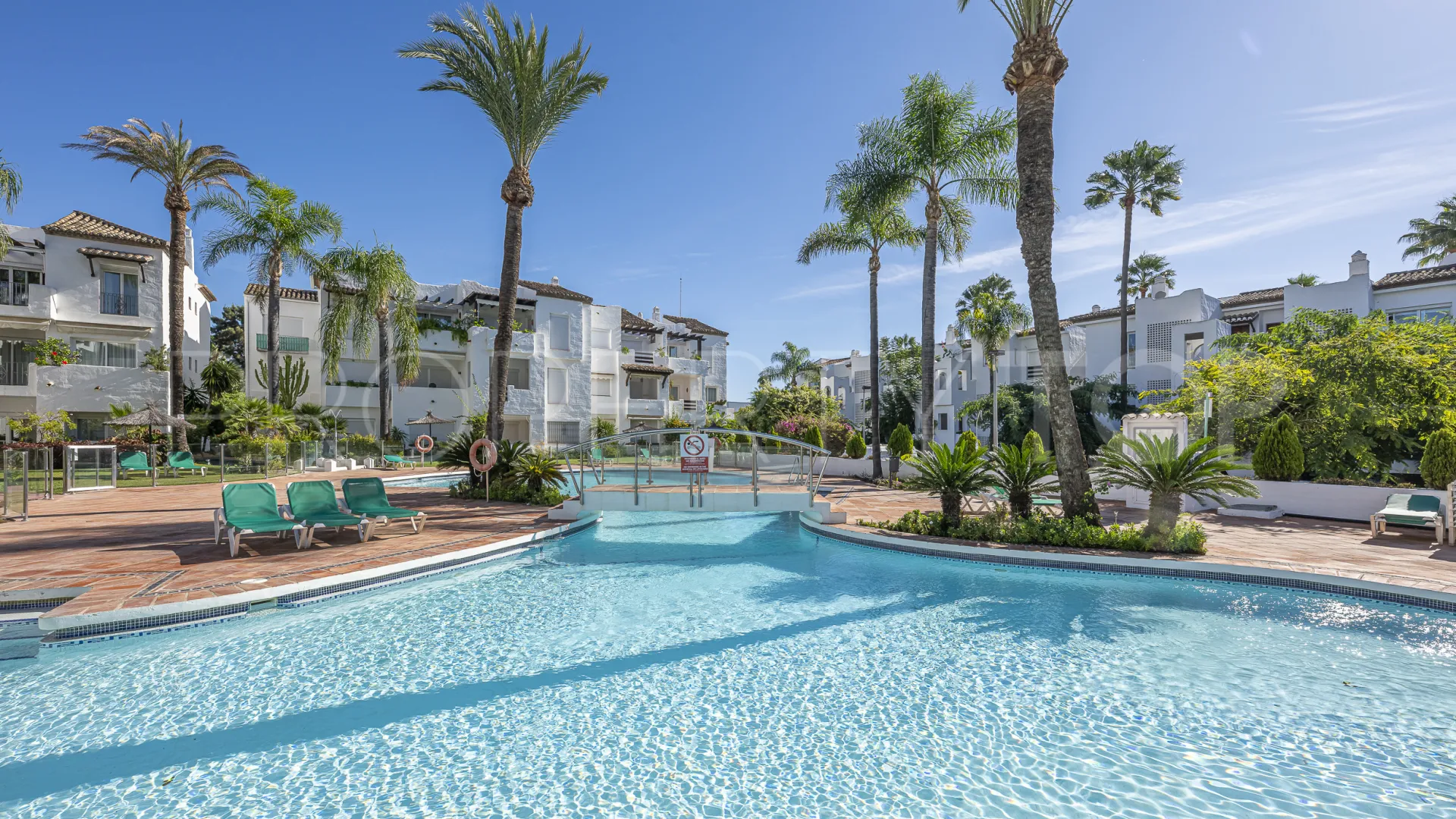 Apartamento planta baja en venta en Costalita