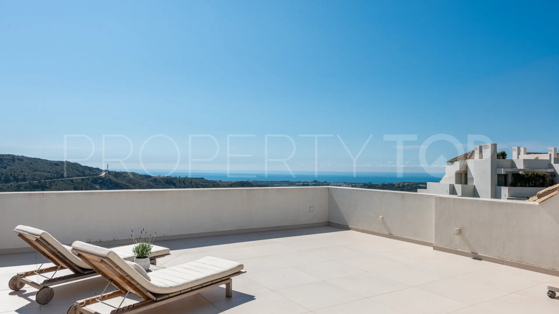 4 bedrooms penthouse for sale in Marbella Club Hills